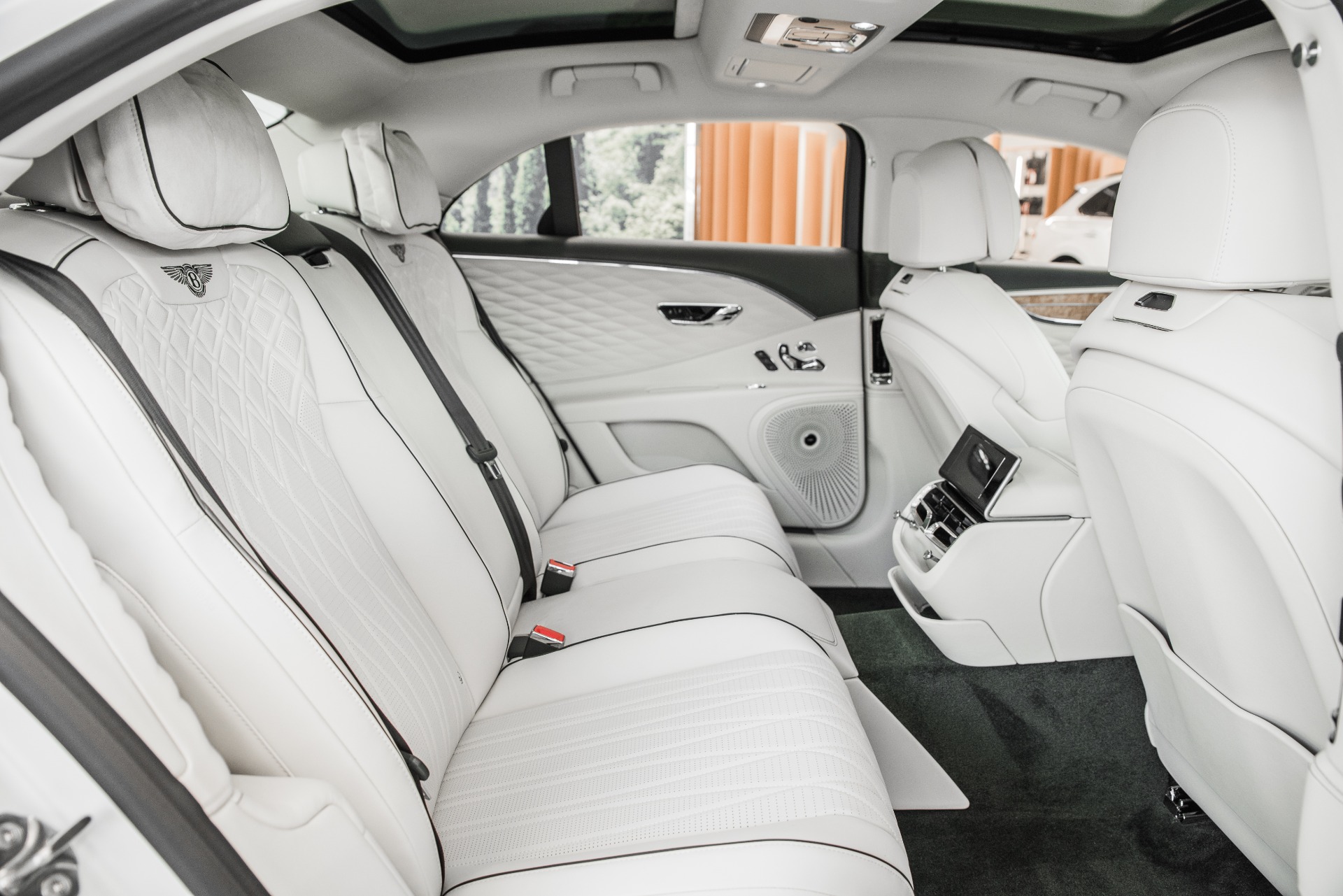 New 2021 Bentley Flying Spur V8 | St. Petersburg, FL
