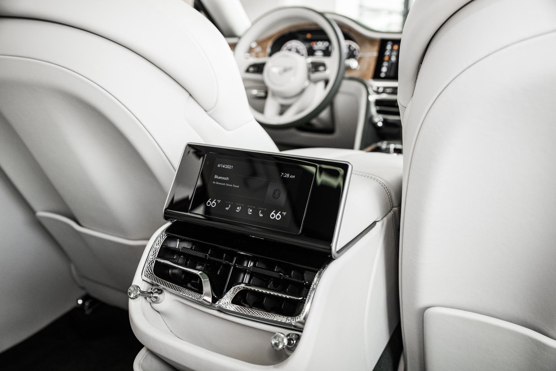 New 2021 Bentley Flying Spur V8 | St. Petersburg, FL