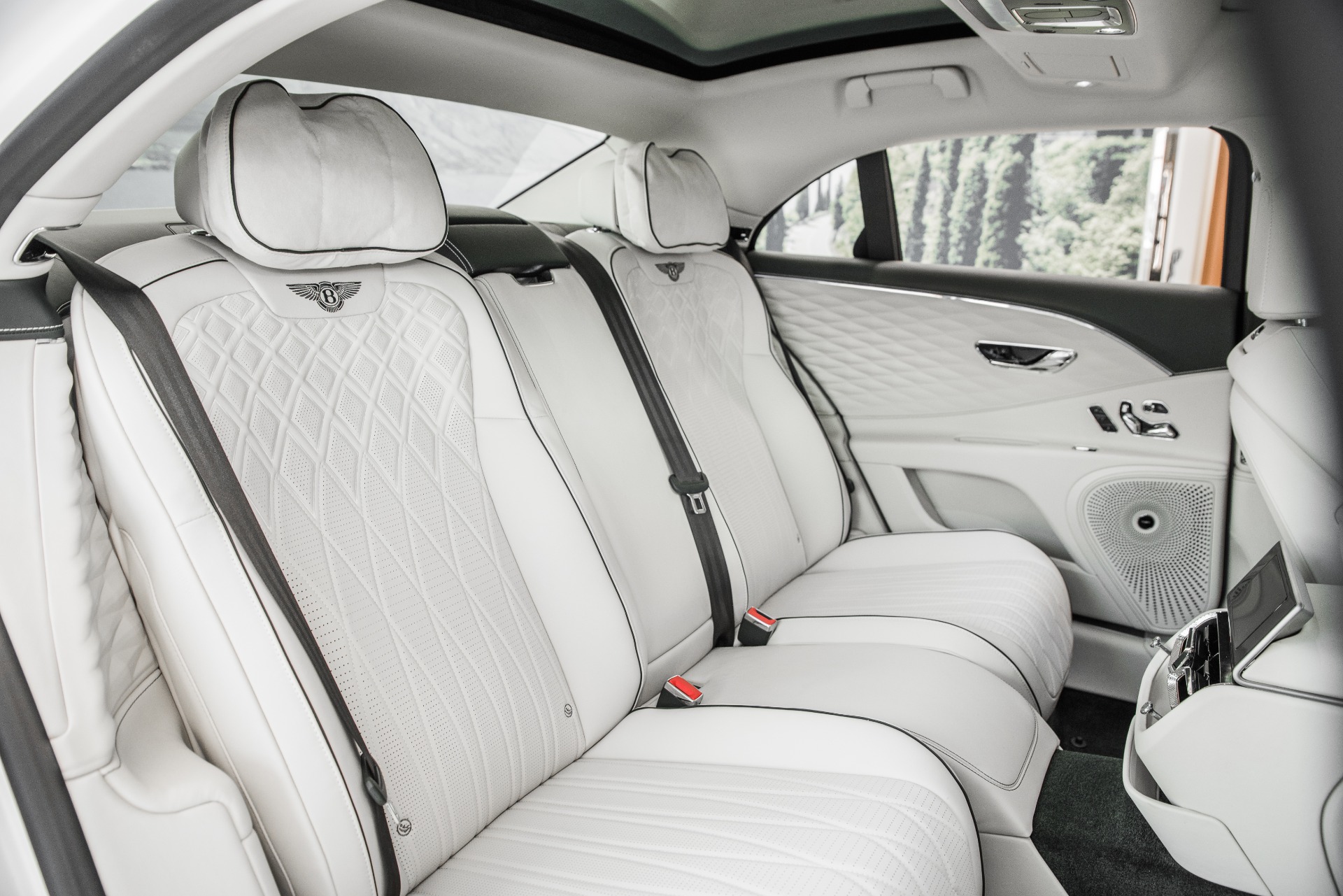 New 2021 Bentley Flying Spur V8 | St. Petersburg, FL