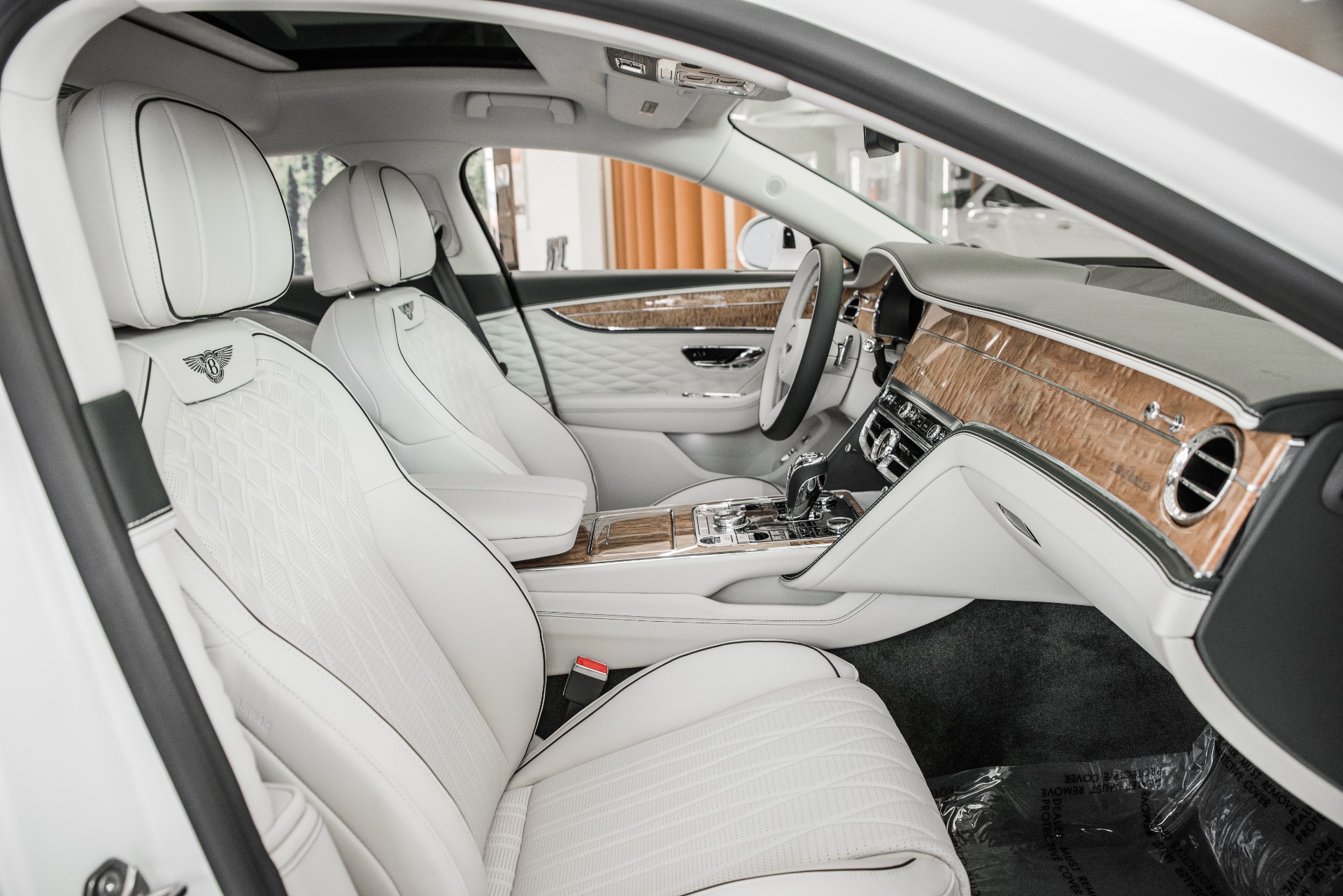 New 2021 Bentley Flying Spur V8 | St. Petersburg, FL