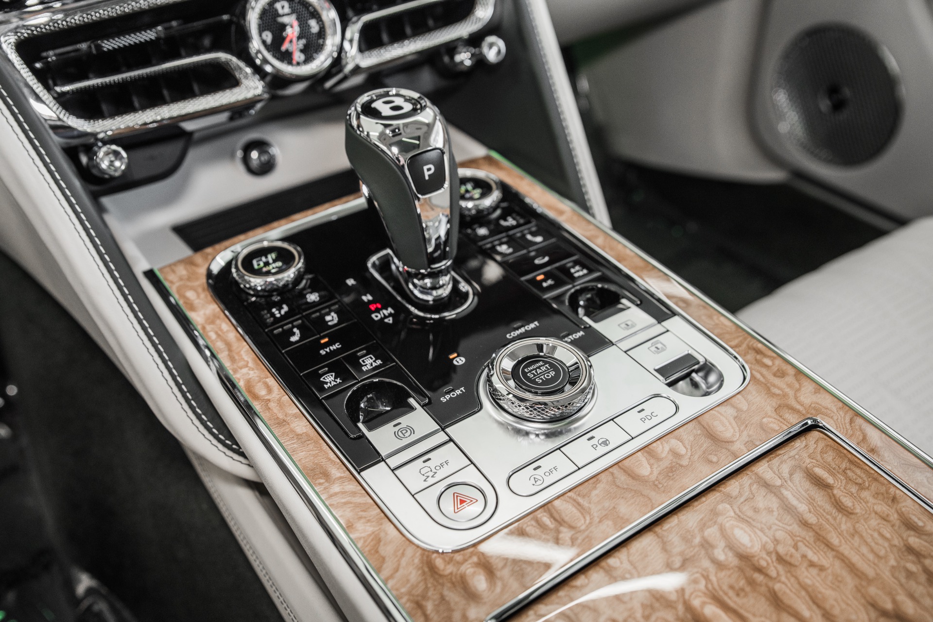 New 2021 Bentley Flying Spur V8 | St. Petersburg, FL