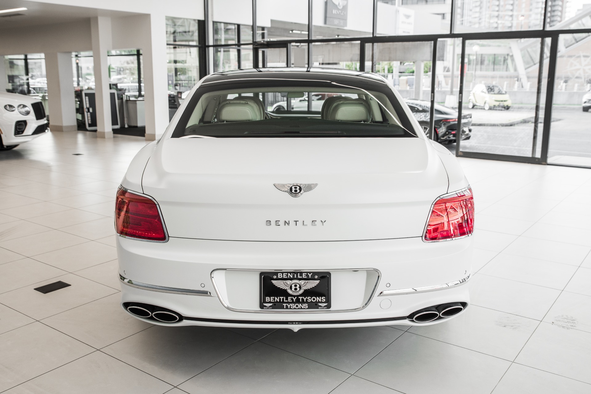 New 2021 Bentley Flying Spur V8 | St. Petersburg, FL