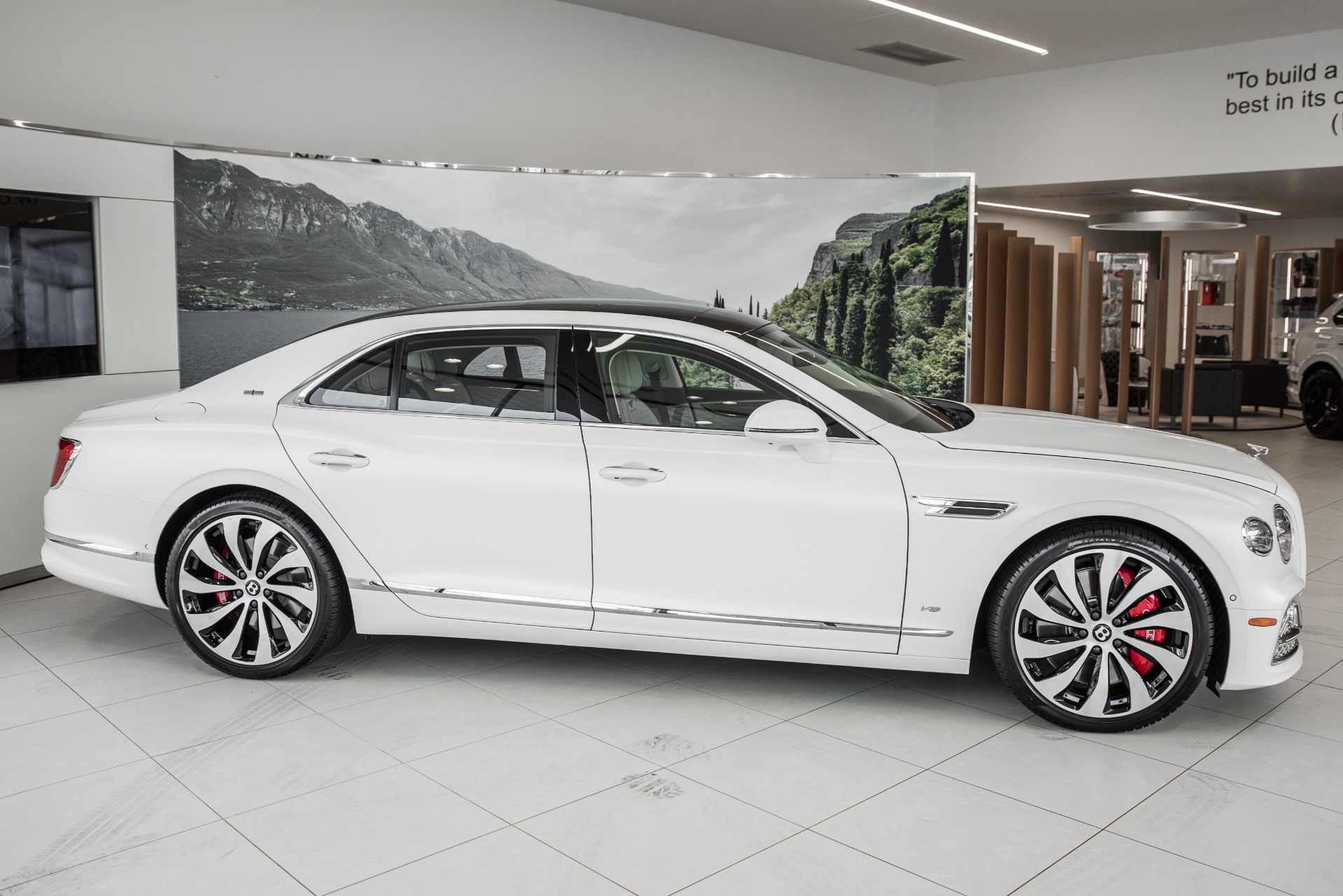 New 2021 Bentley Flying Spur V8 | St. Petersburg, FL