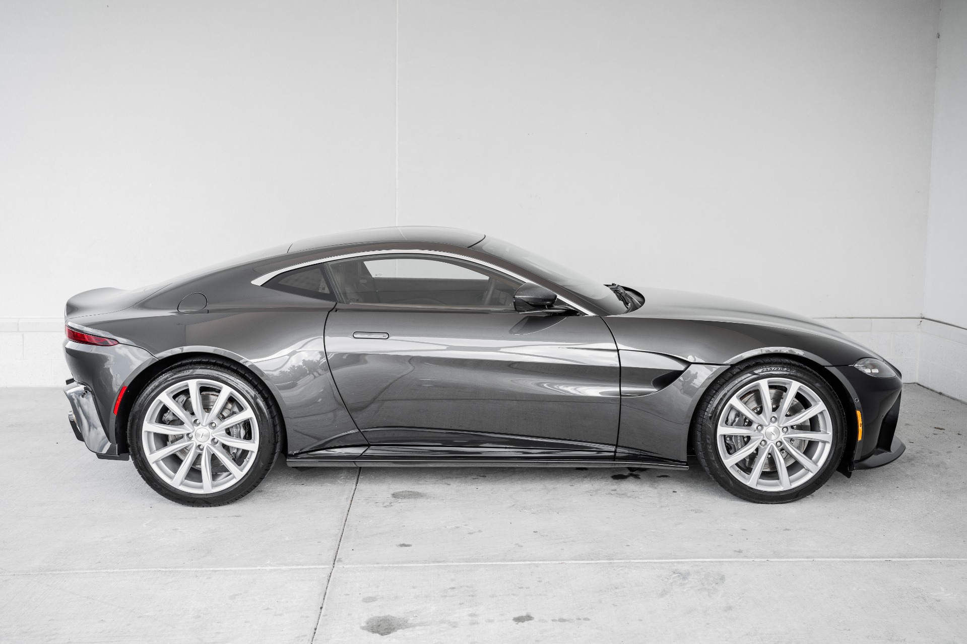 Used 2019 Aston Martin Vantage | St. Petersburg, FL