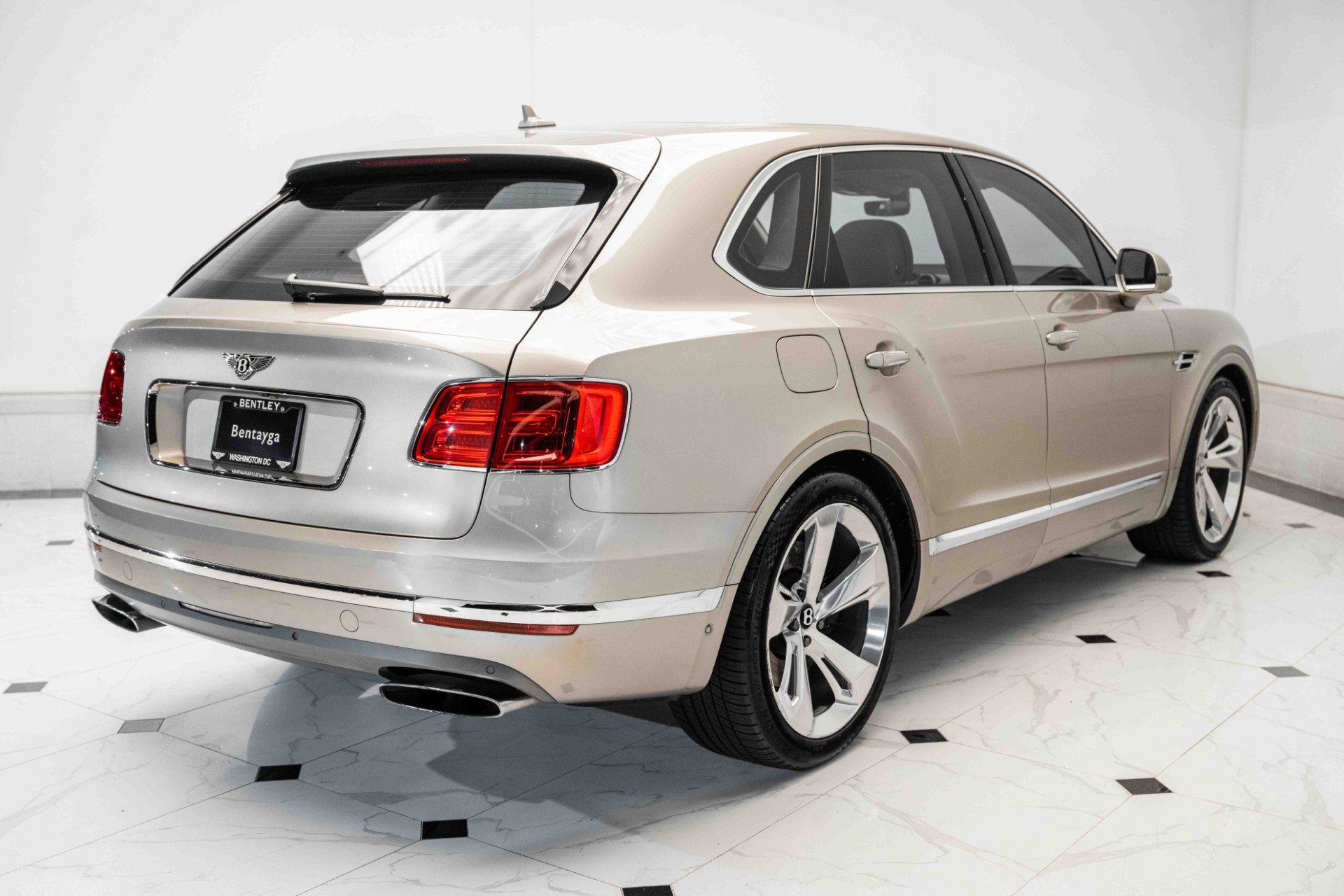 Used 2018 Bentley Bentayga | St. Petersburg, FL