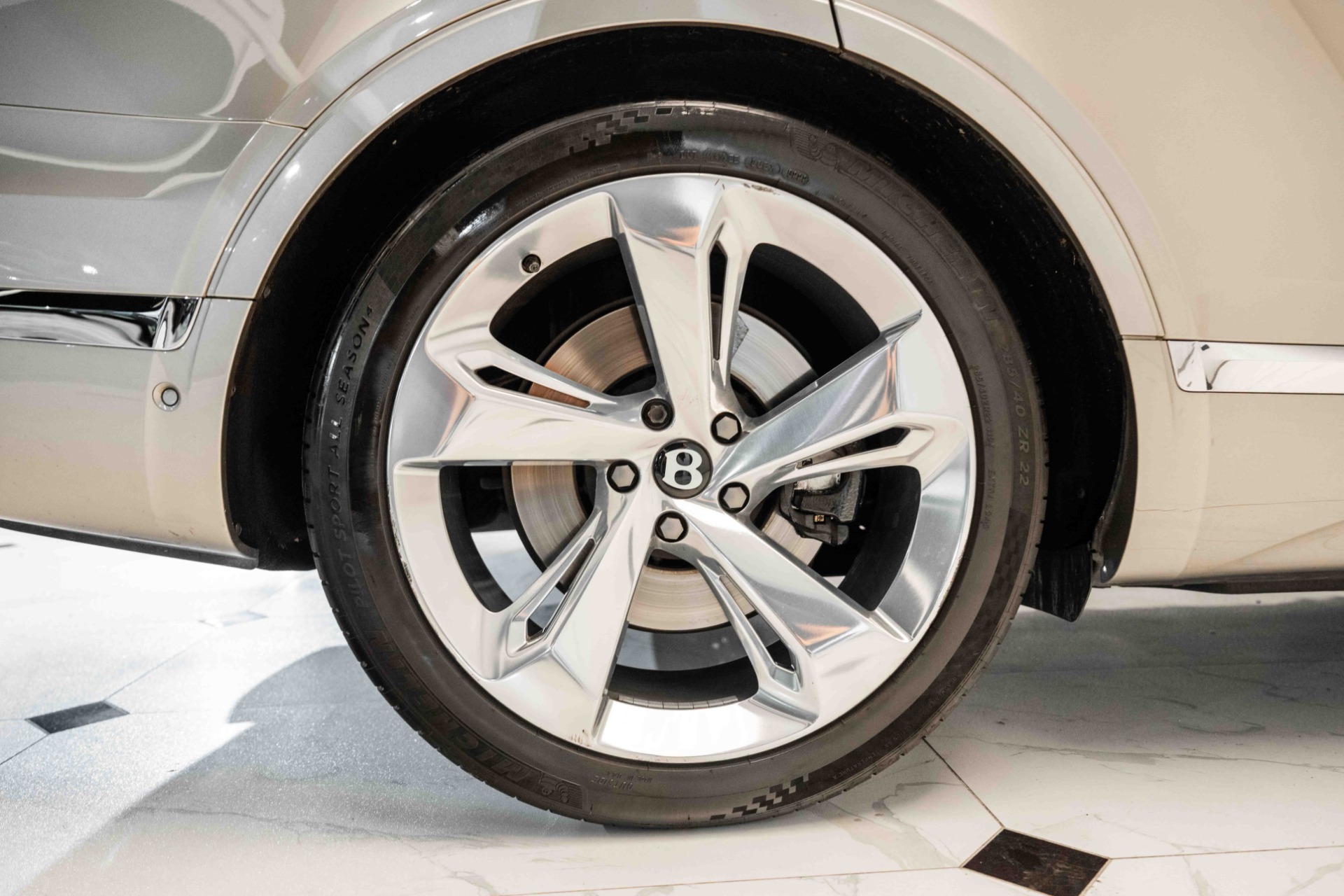 Used 2018 Bentley Bentayga | St. Petersburg, FL