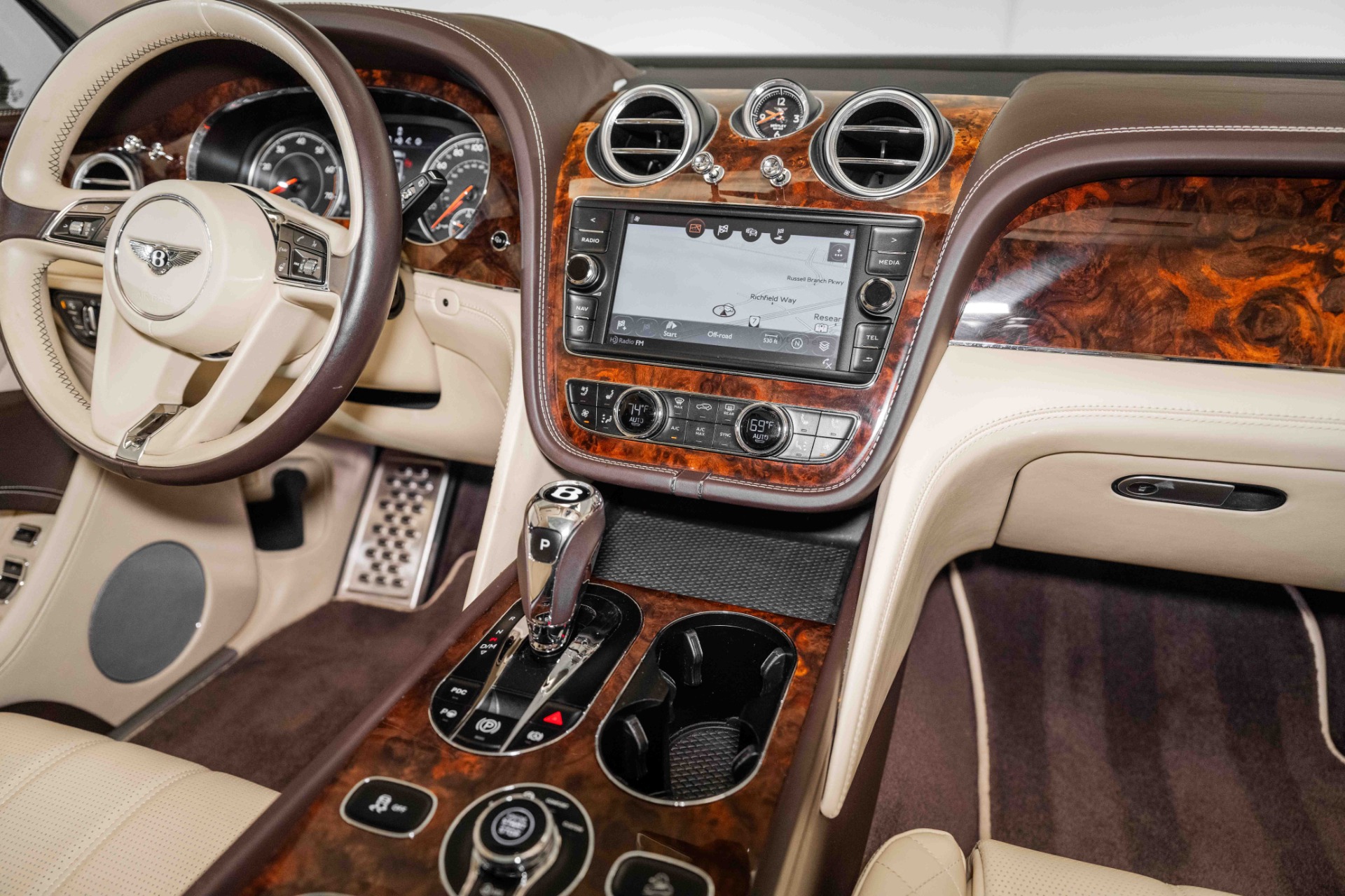 Used 2018 Bentley Bentayga | St. Petersburg, FL