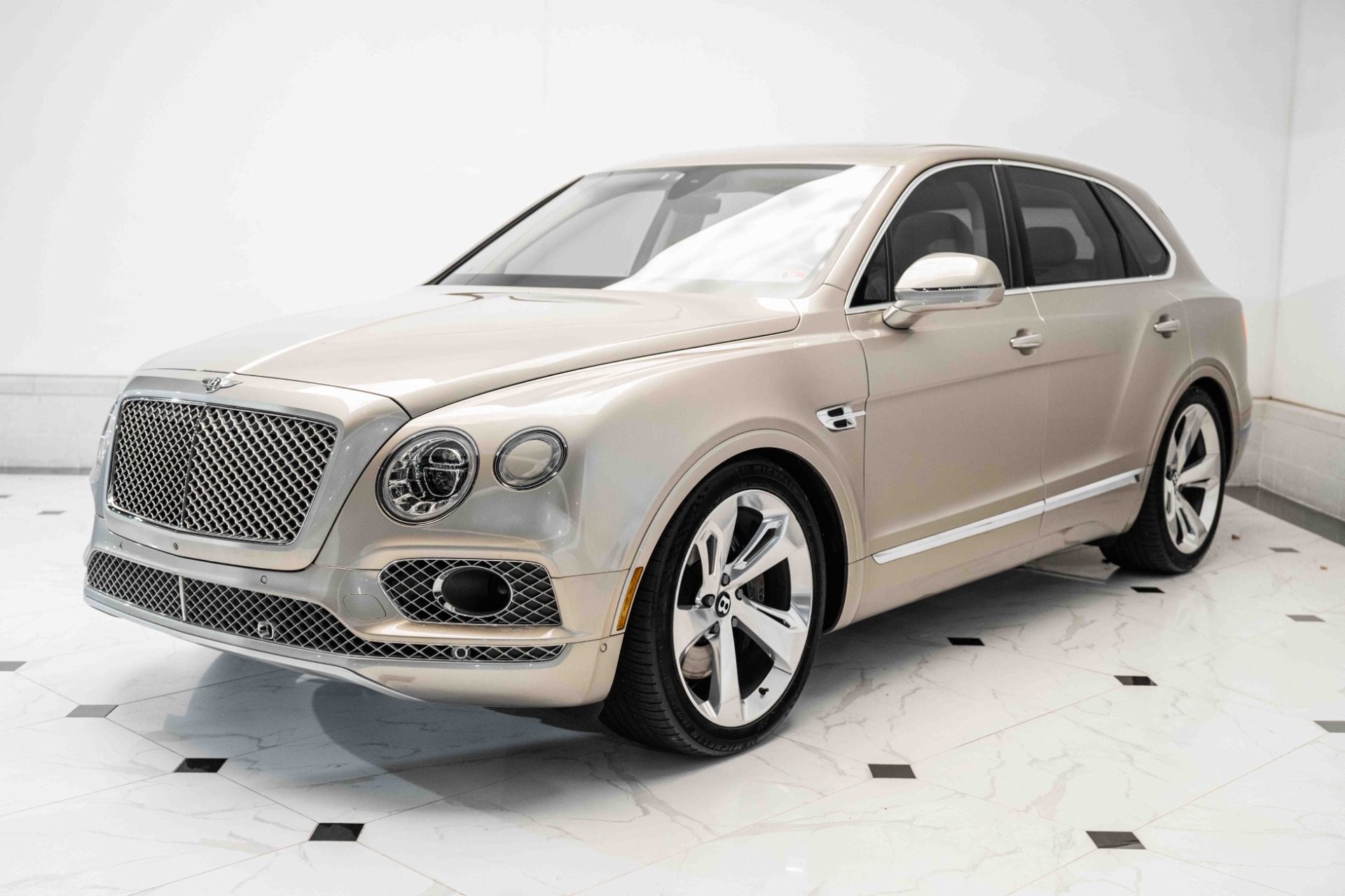Used 2018 Bentley Bentayga | St. Petersburg, FL