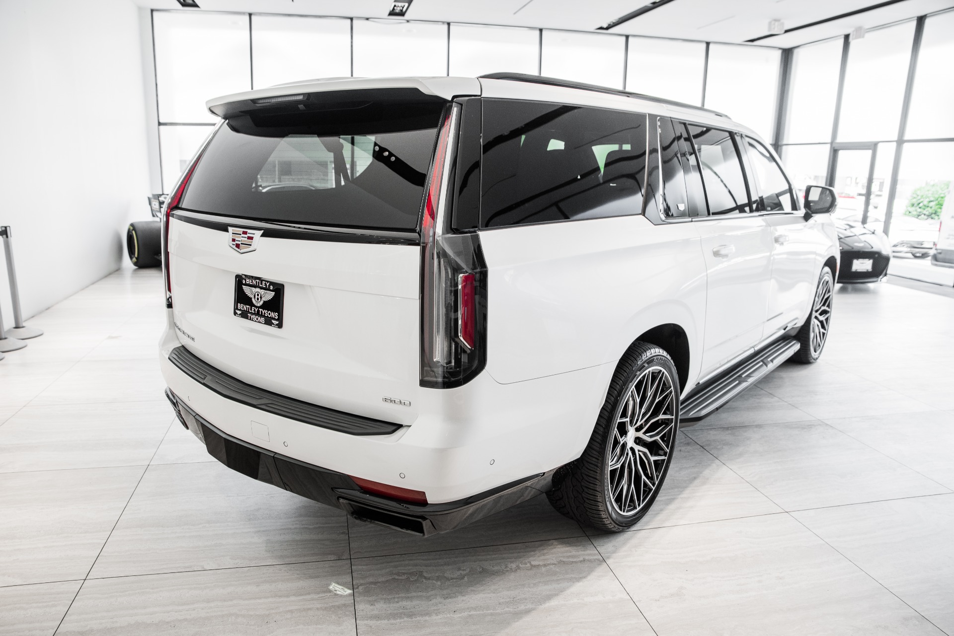 Used 2021 Cadillac Escalade ESV Sport Platinum | St. Petersburg, FL