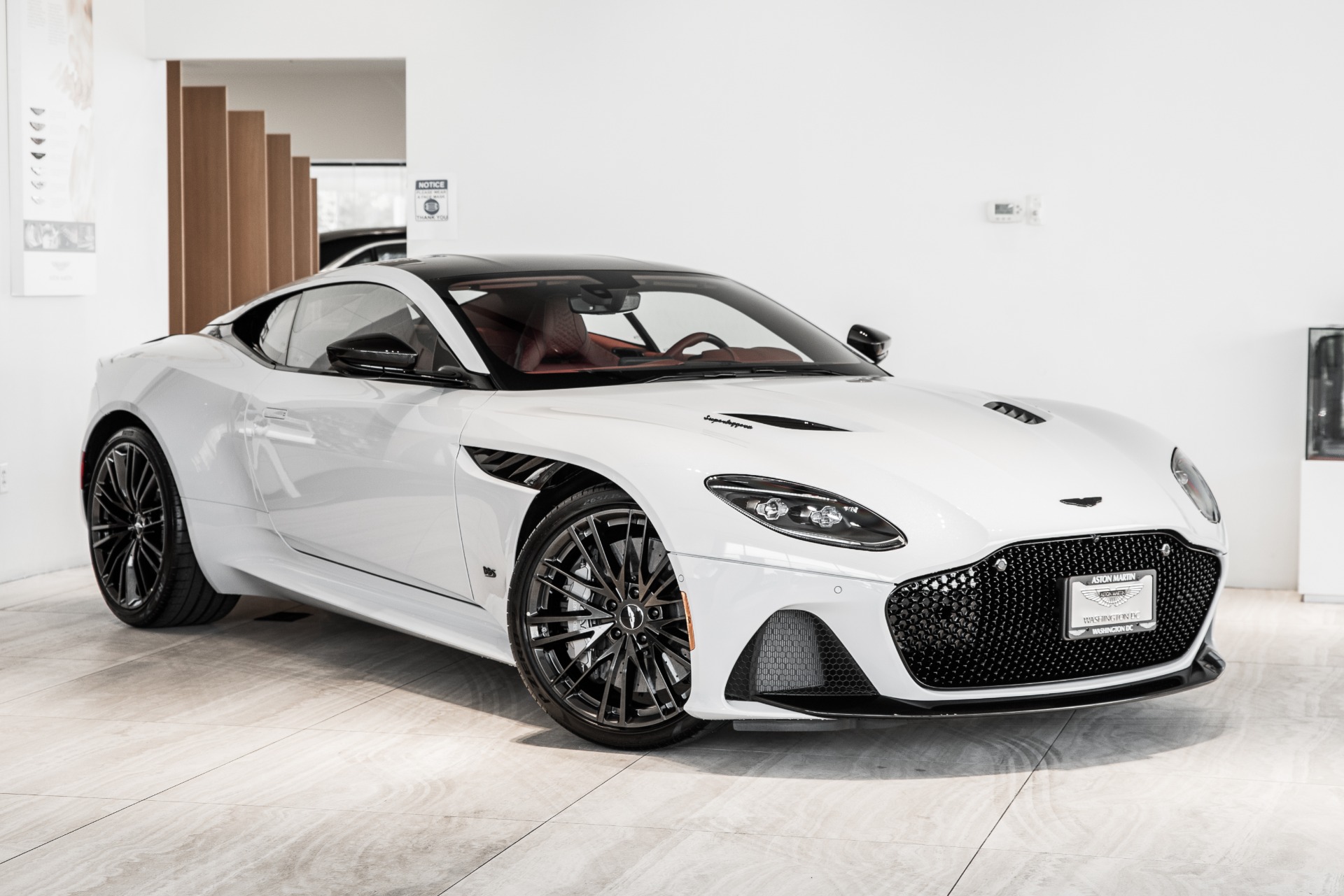 New 2021 Aston Martin DBS | St. Petersburg, FL