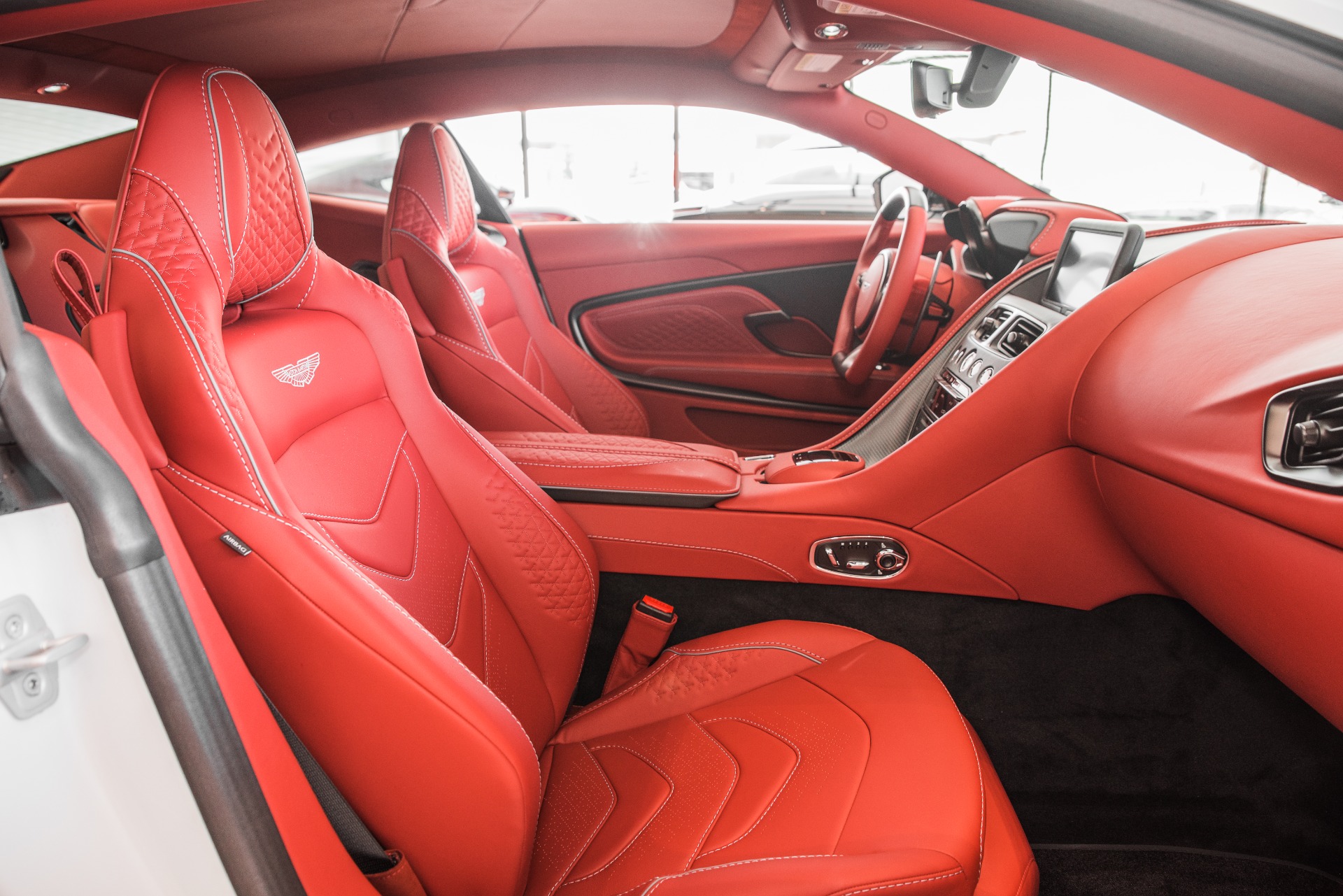 New 2021 Aston Martin DBS | St. Petersburg, FL