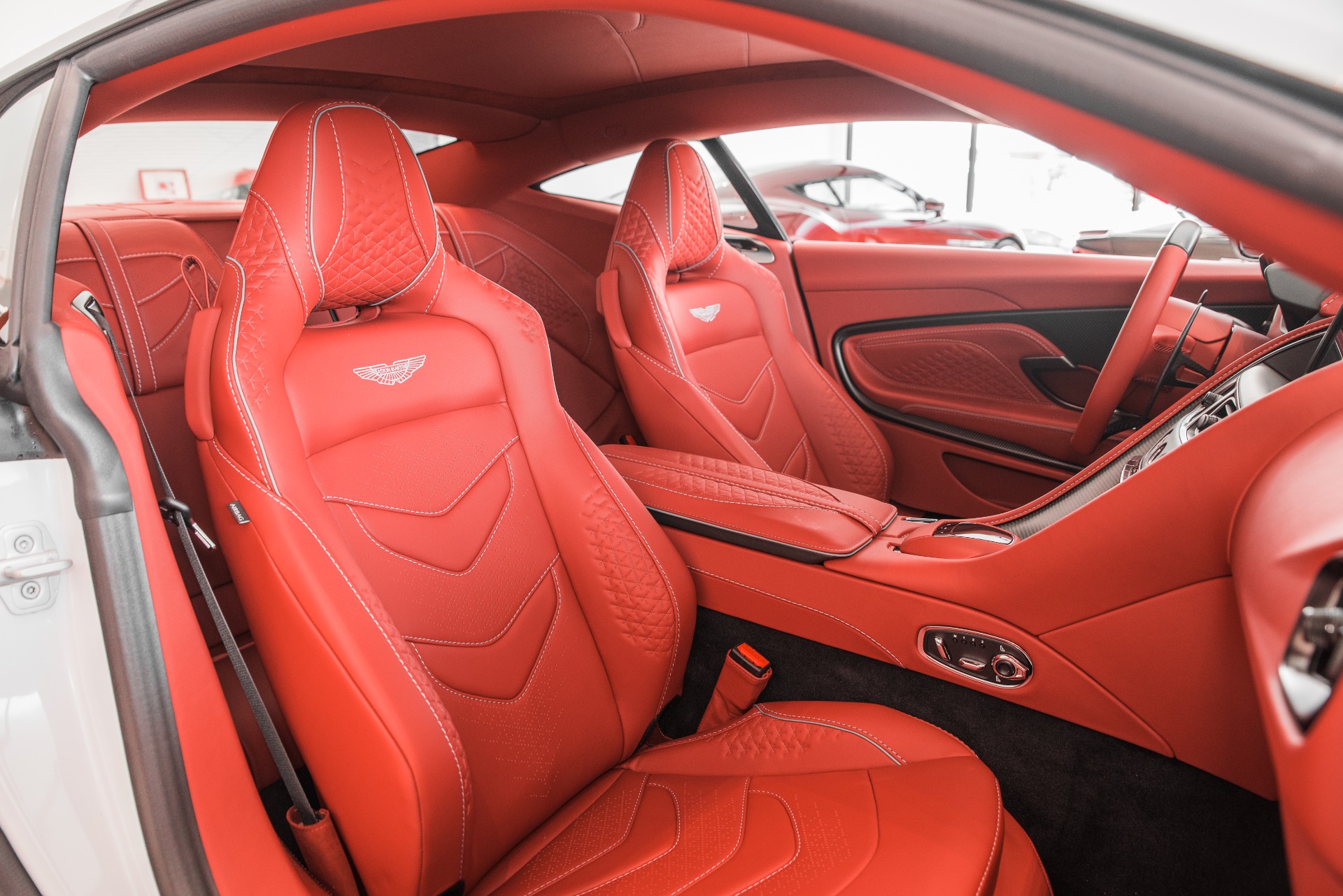 New 2021 Aston Martin DBS | St. Petersburg, FL