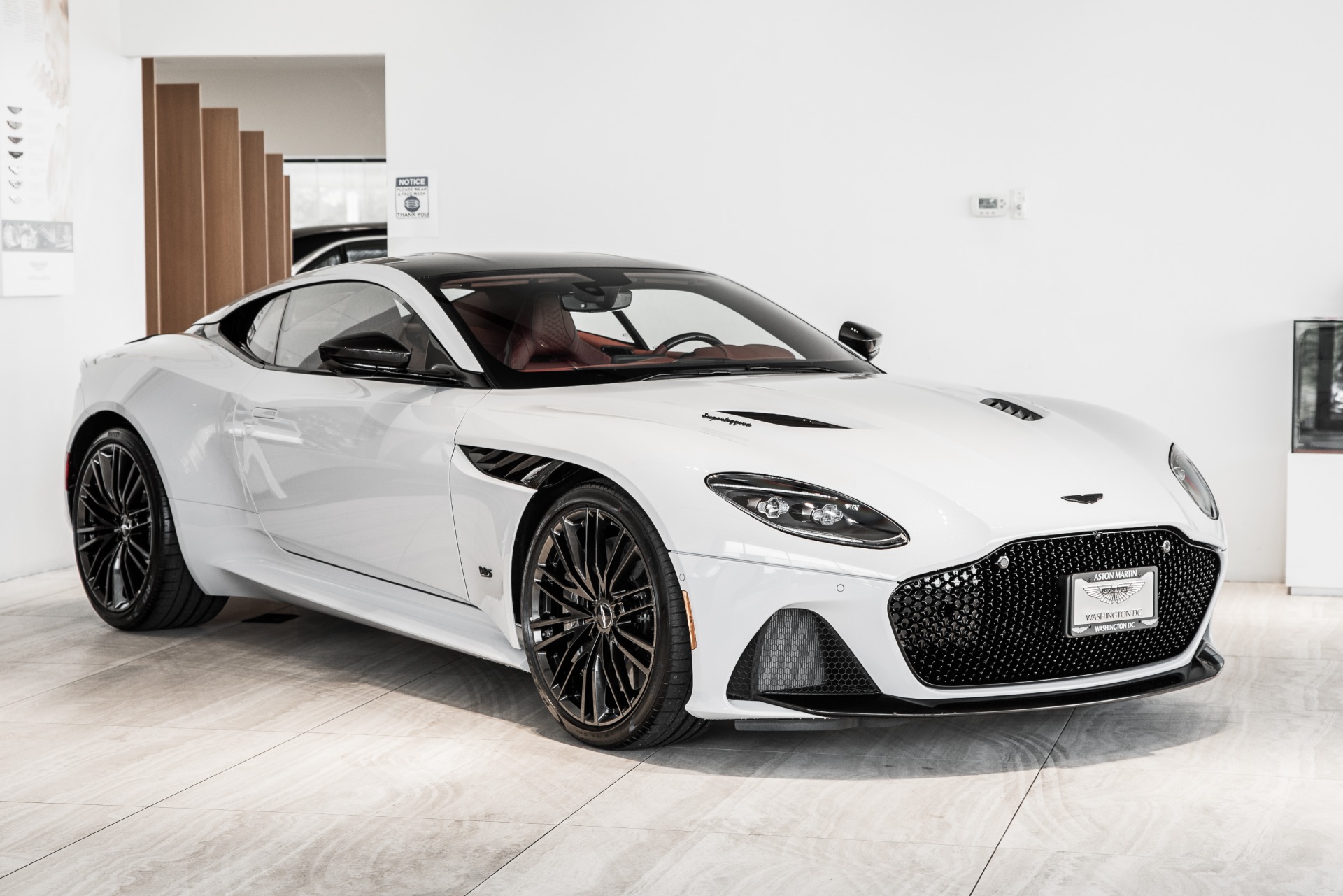 New 2021 Aston Martin DBS | St. Petersburg, FL