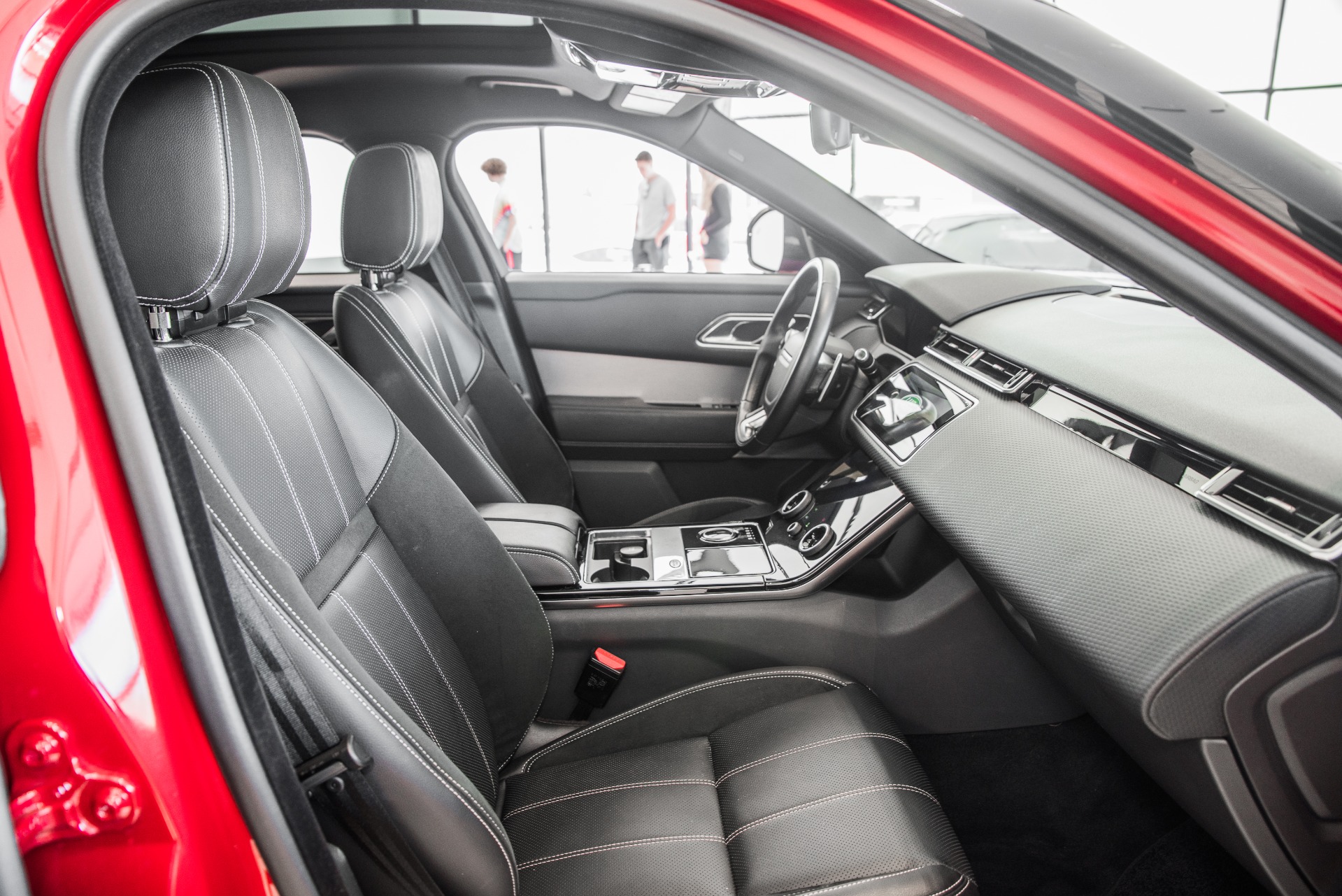 Used 2018 Land Rover Range Rover Velar P380 R-Dynamic SE | St. Petersburg, FL