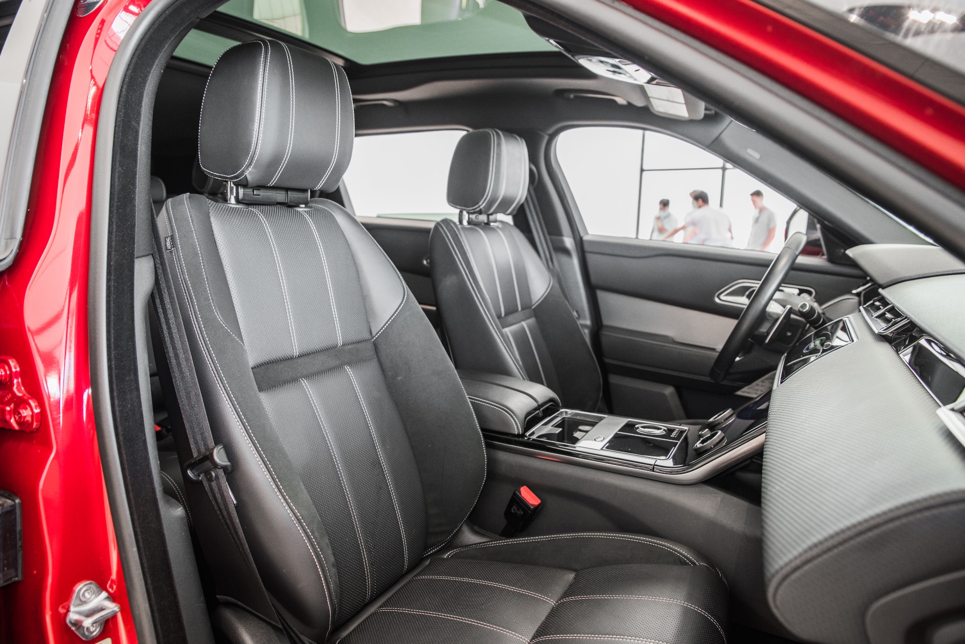 Used 2018 Land Rover Range Rover Velar P380 R-Dynamic SE | St. Petersburg, FL