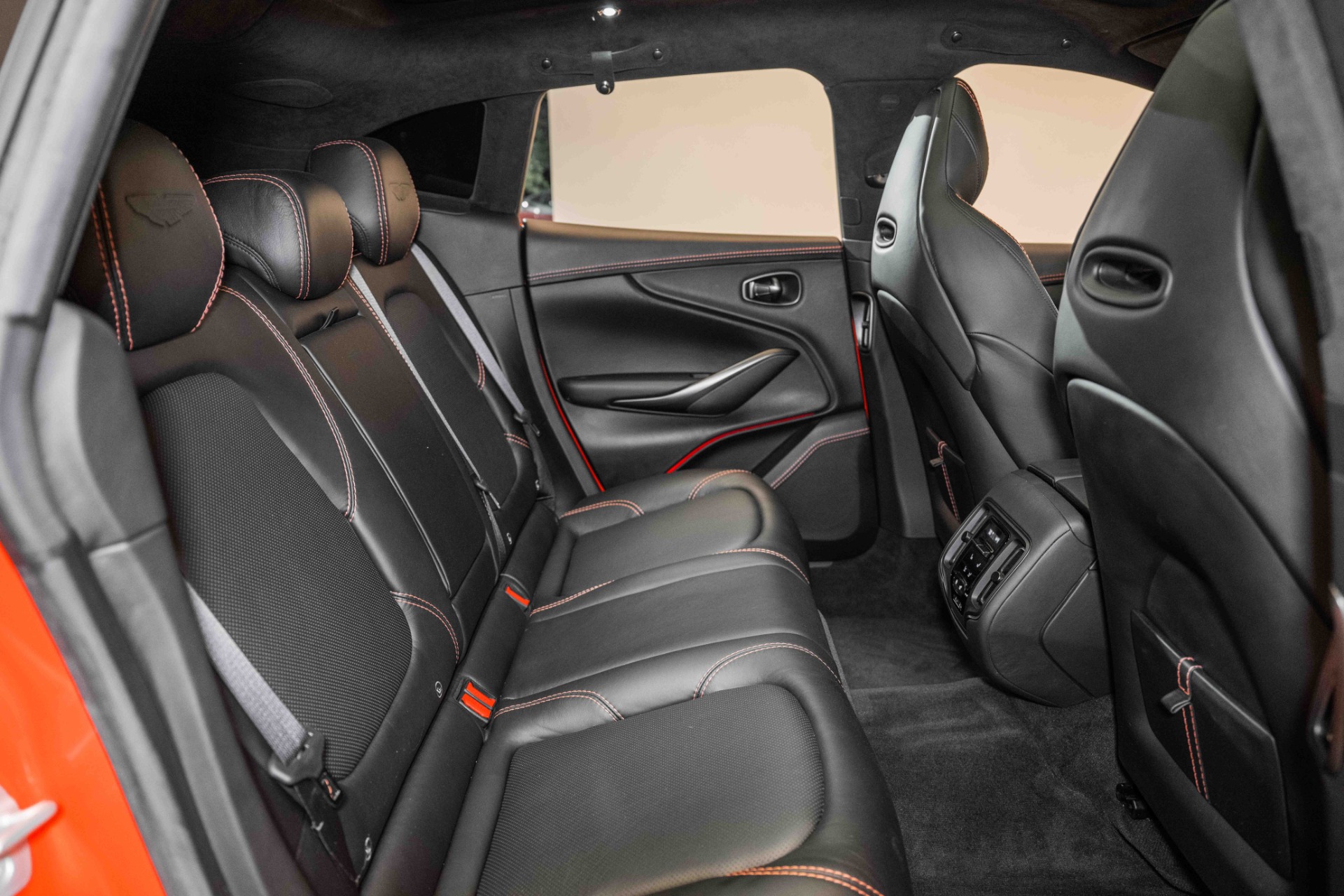 New 2021 Aston Martin DBX | St. Petersburg, FL