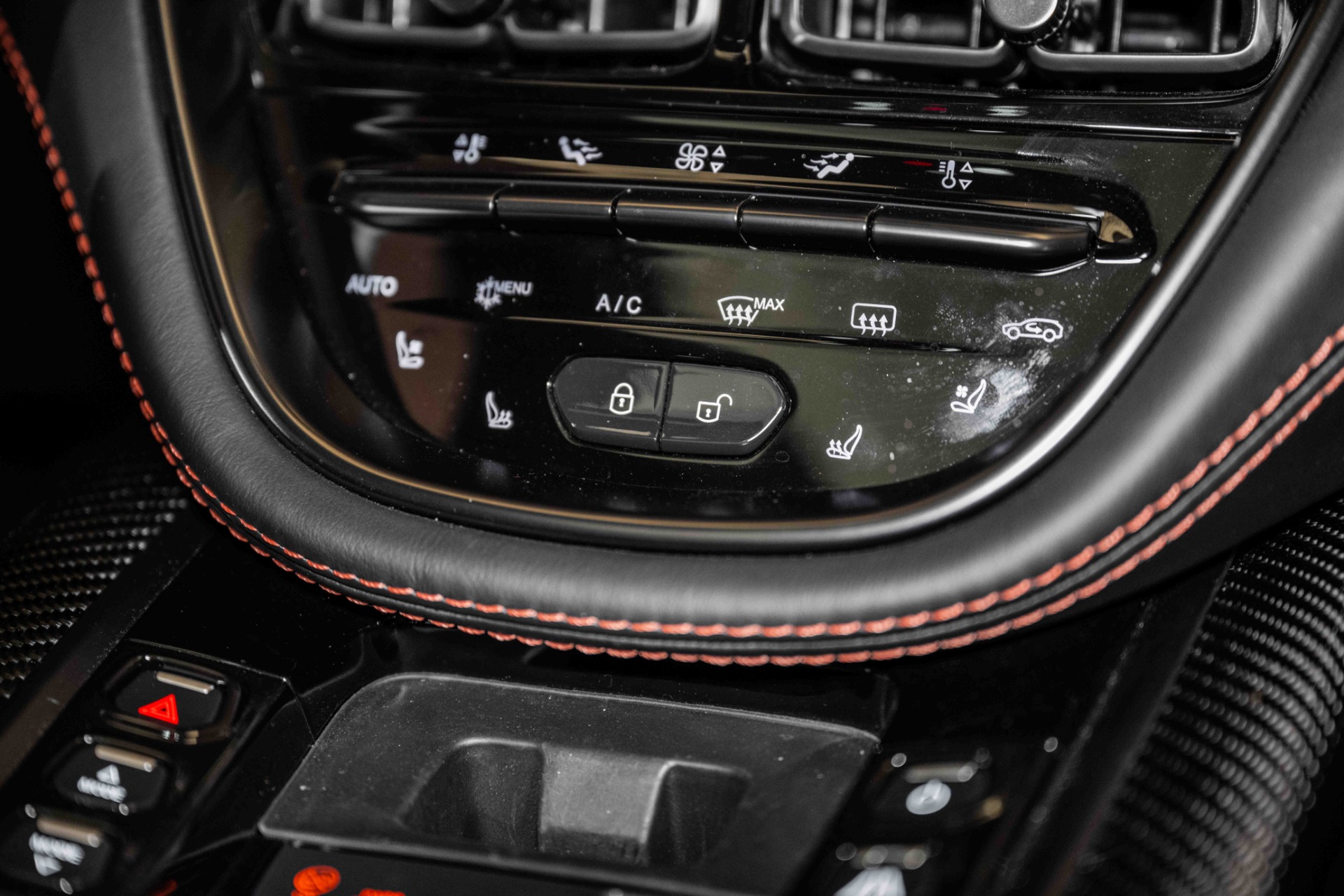 New 2021 Aston Martin DBX | St. Petersburg, FL