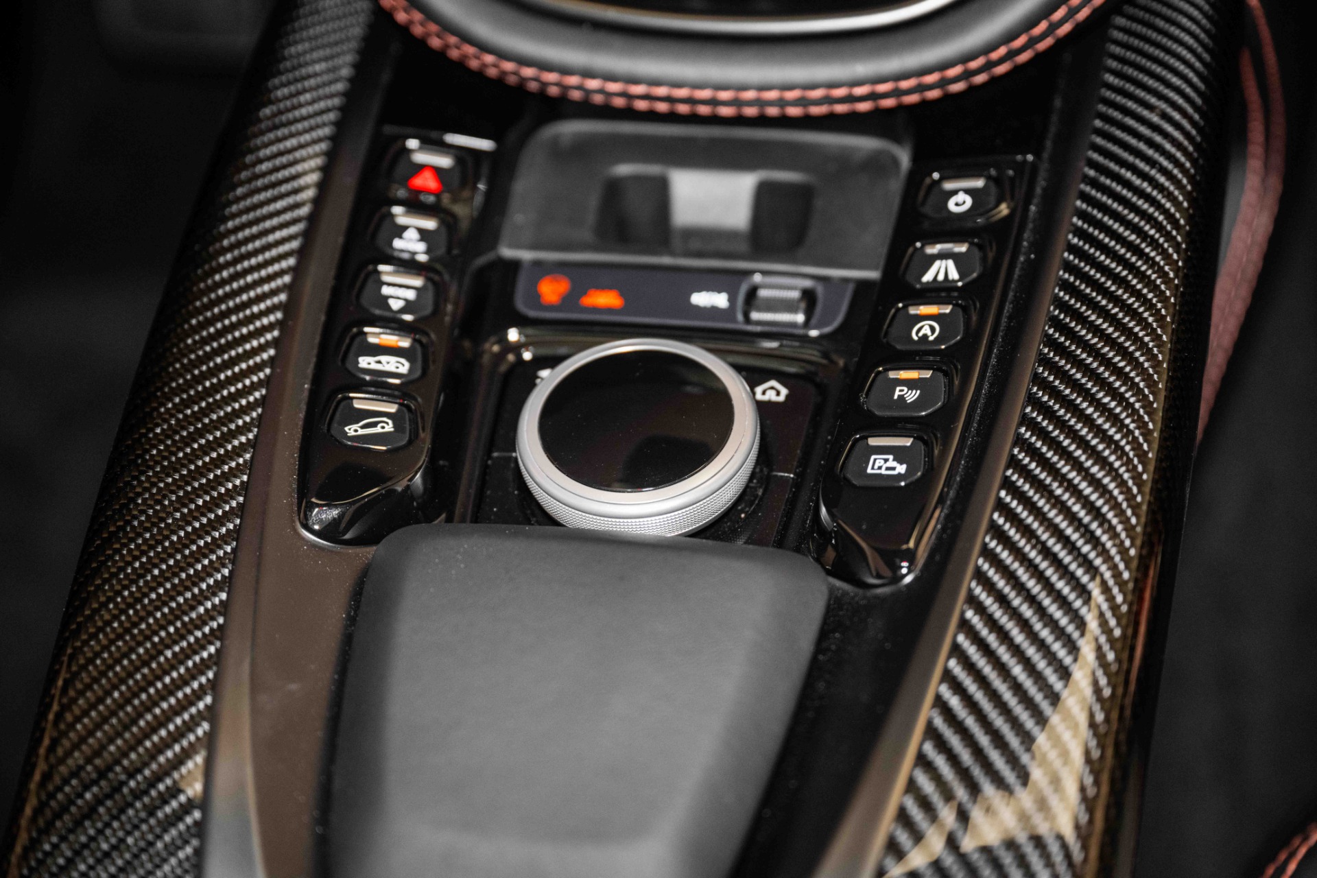 New 2021 Aston Martin DBX | St. Petersburg, FL