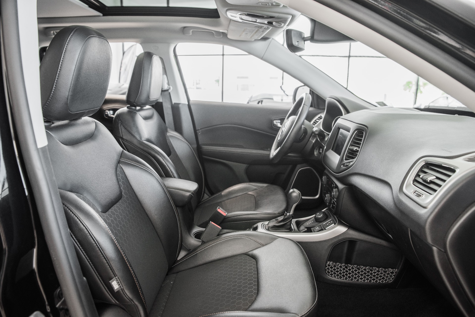Used 2018 Jeep Compass LATITUDE | St. Petersburg, FL