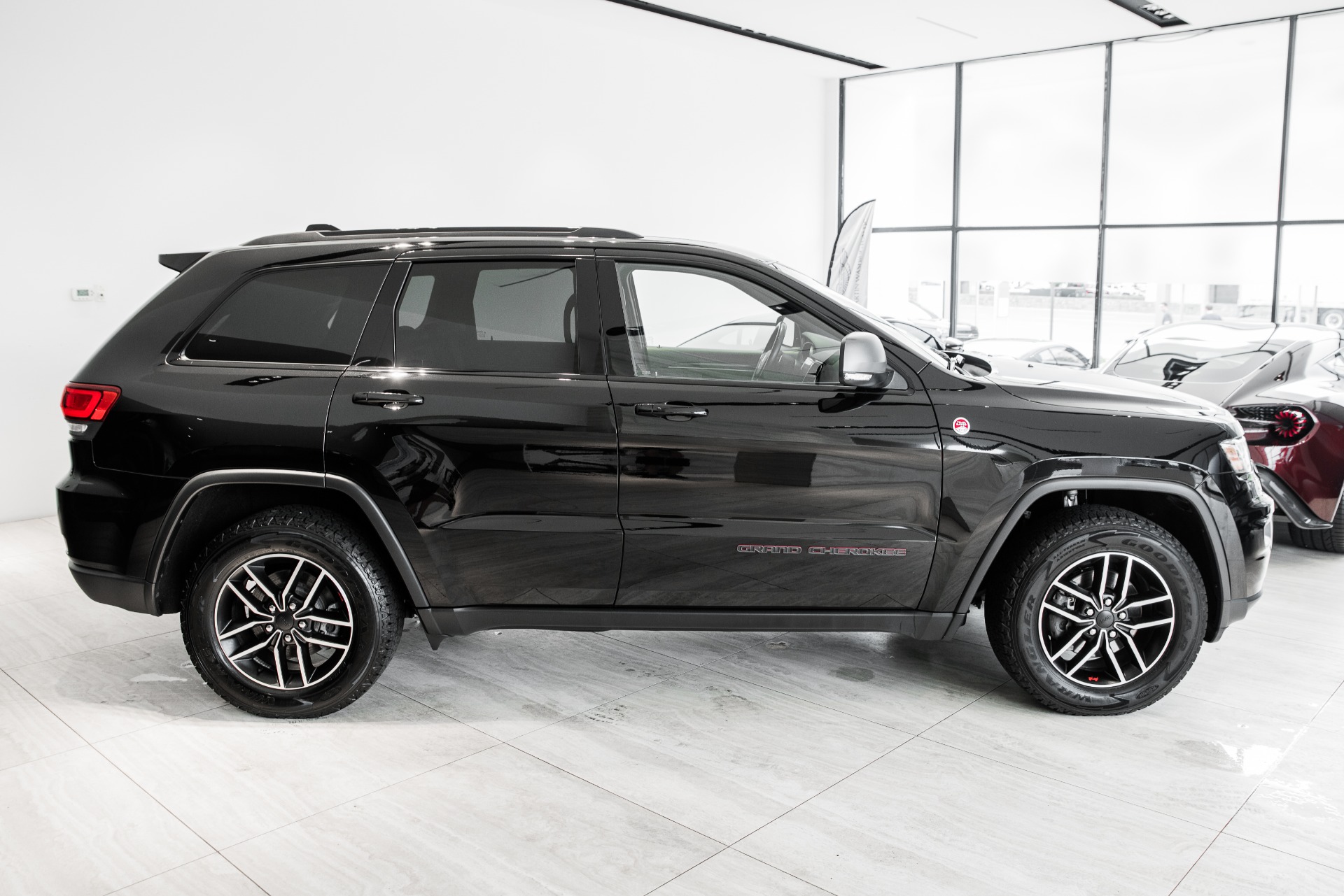 Used 2019 Jeep Grand Cherokee Trailhawk | St. Petersburg, FL
