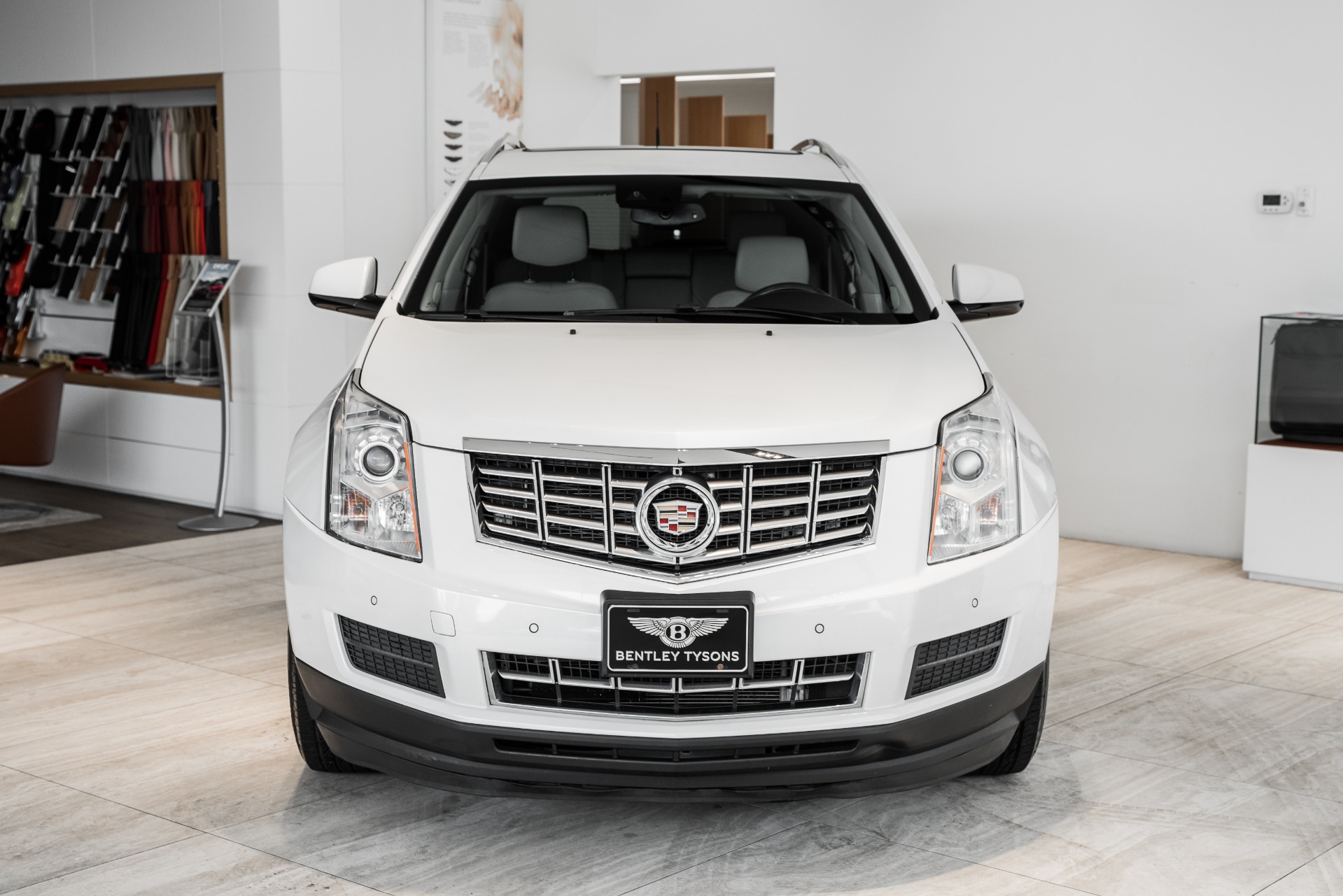 Used 2014 Cadillac SRX Luxury Collection | St. Petersburg, FL