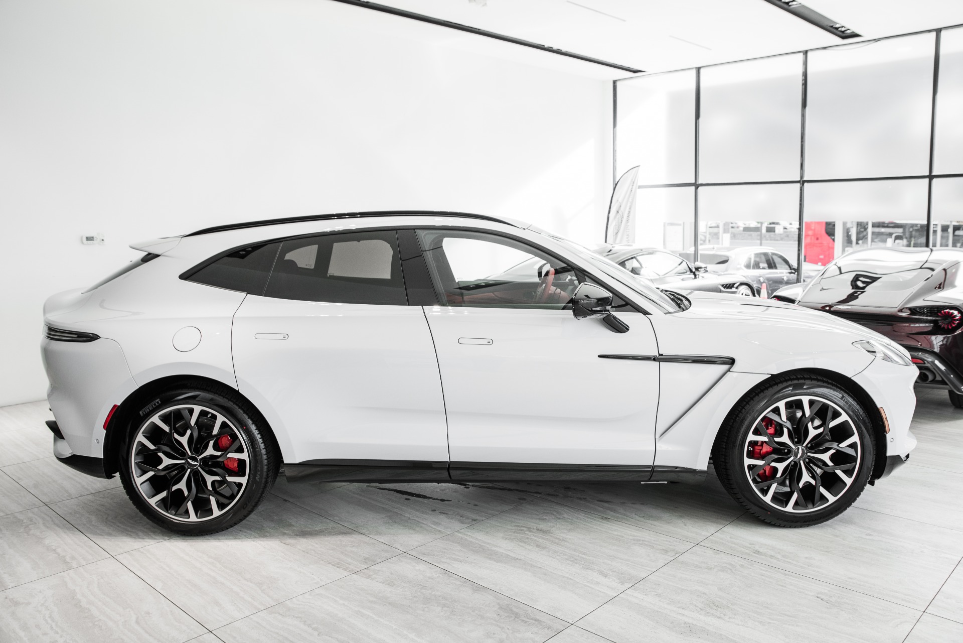 New 2021 Aston Martin DBX | St. Petersburg, FL