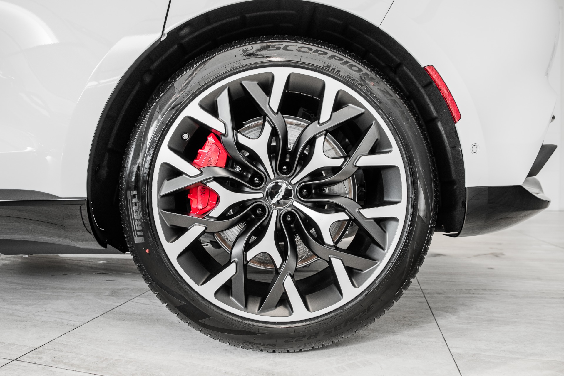 New 2021 Aston Martin DBX | St. Petersburg, FL