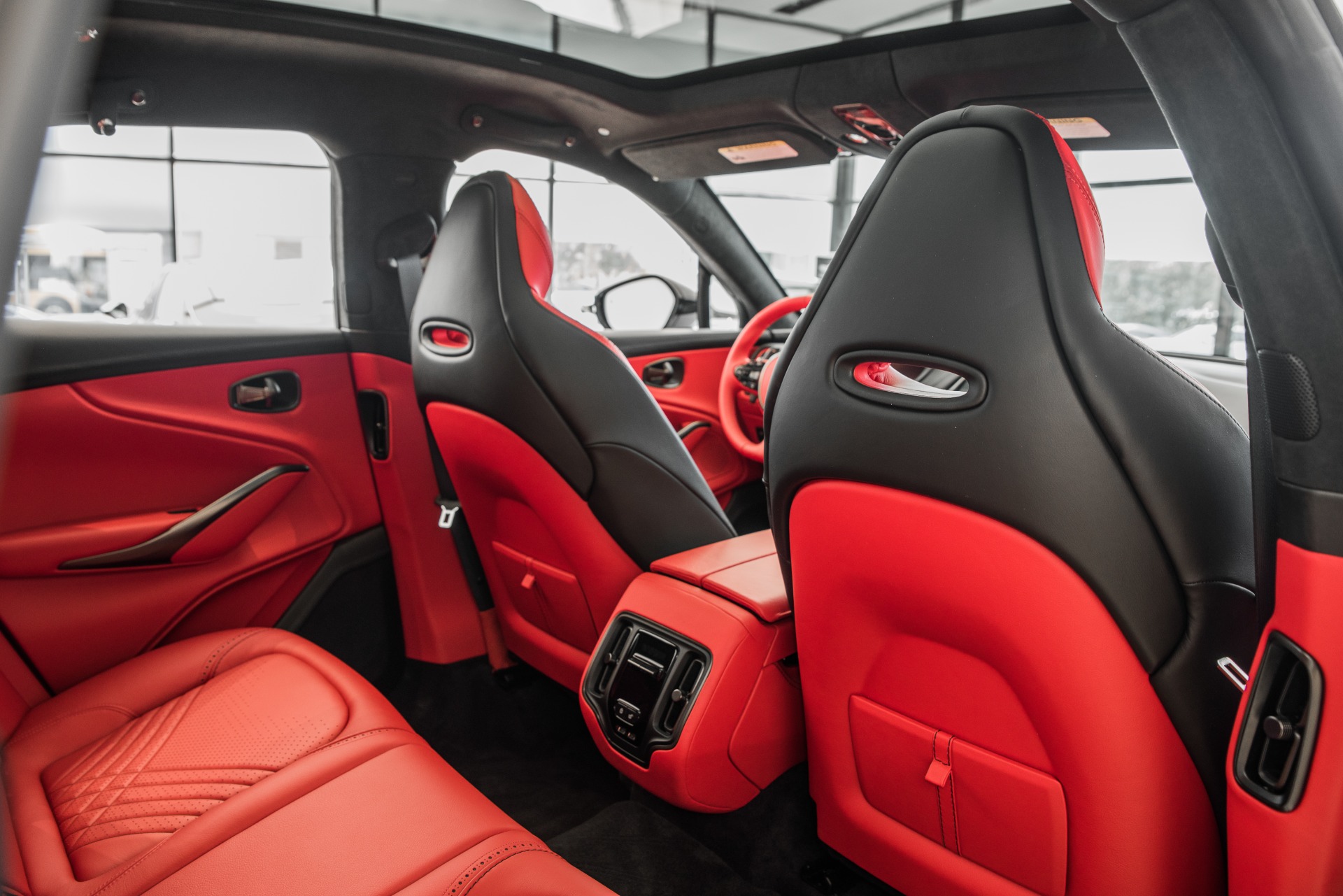 New 2021 Aston Martin DBX | St. Petersburg, FL