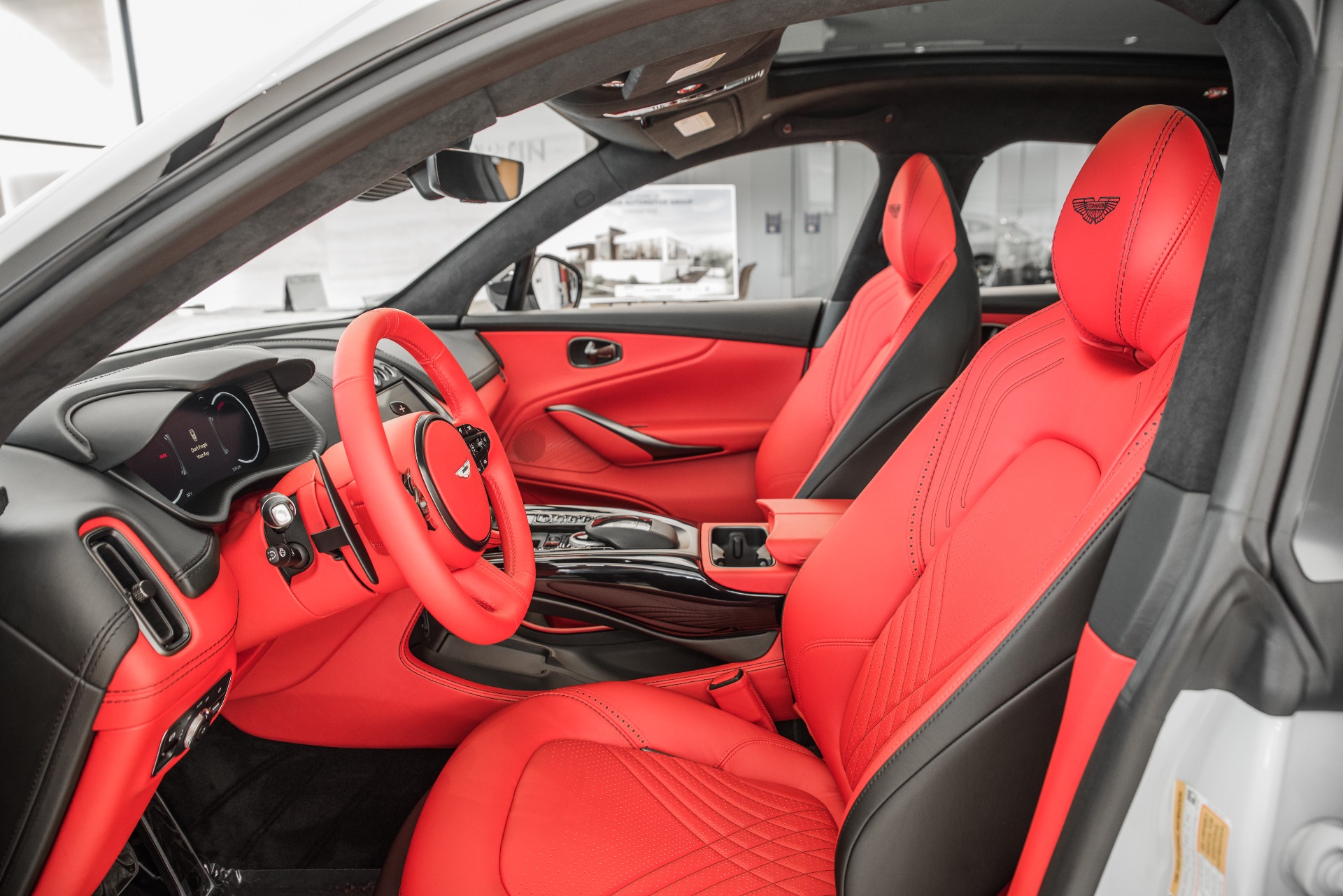 New 2021 Aston Martin DBX | St. Petersburg, FL