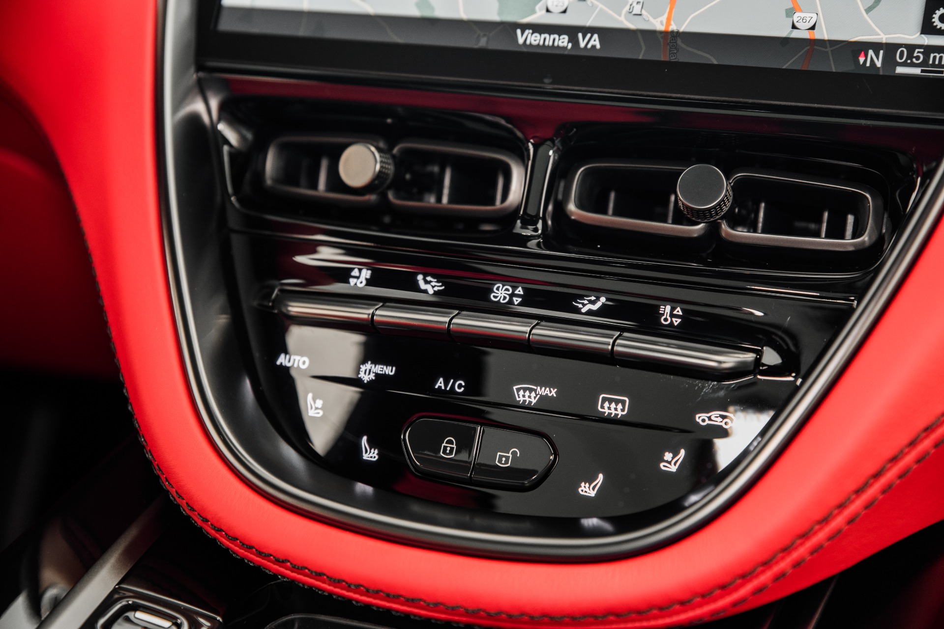 New 2021 Aston Martin DBX | St. Petersburg, FL