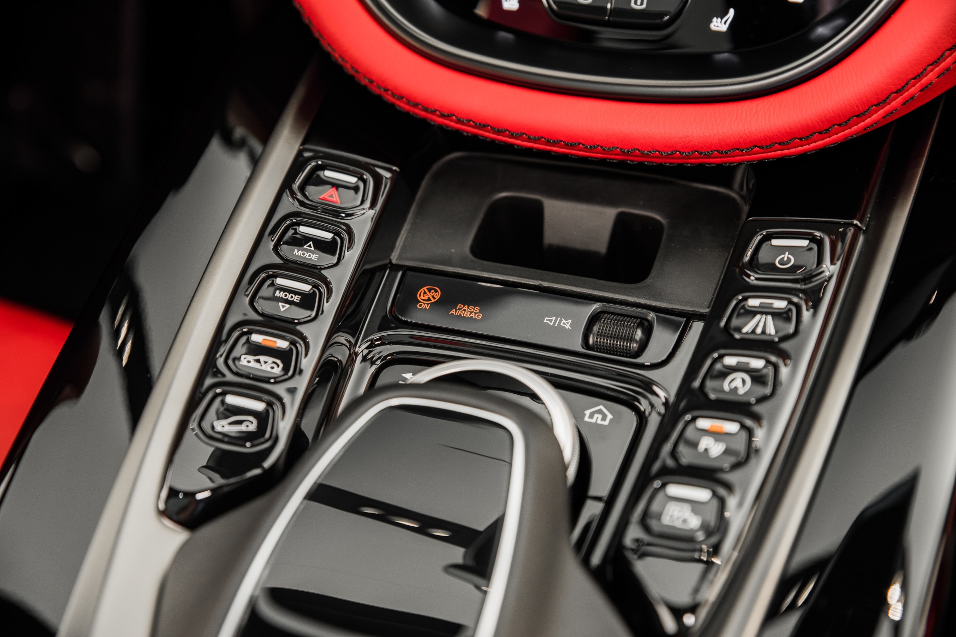 New 2021 Aston Martin DBX | St. Petersburg, FL