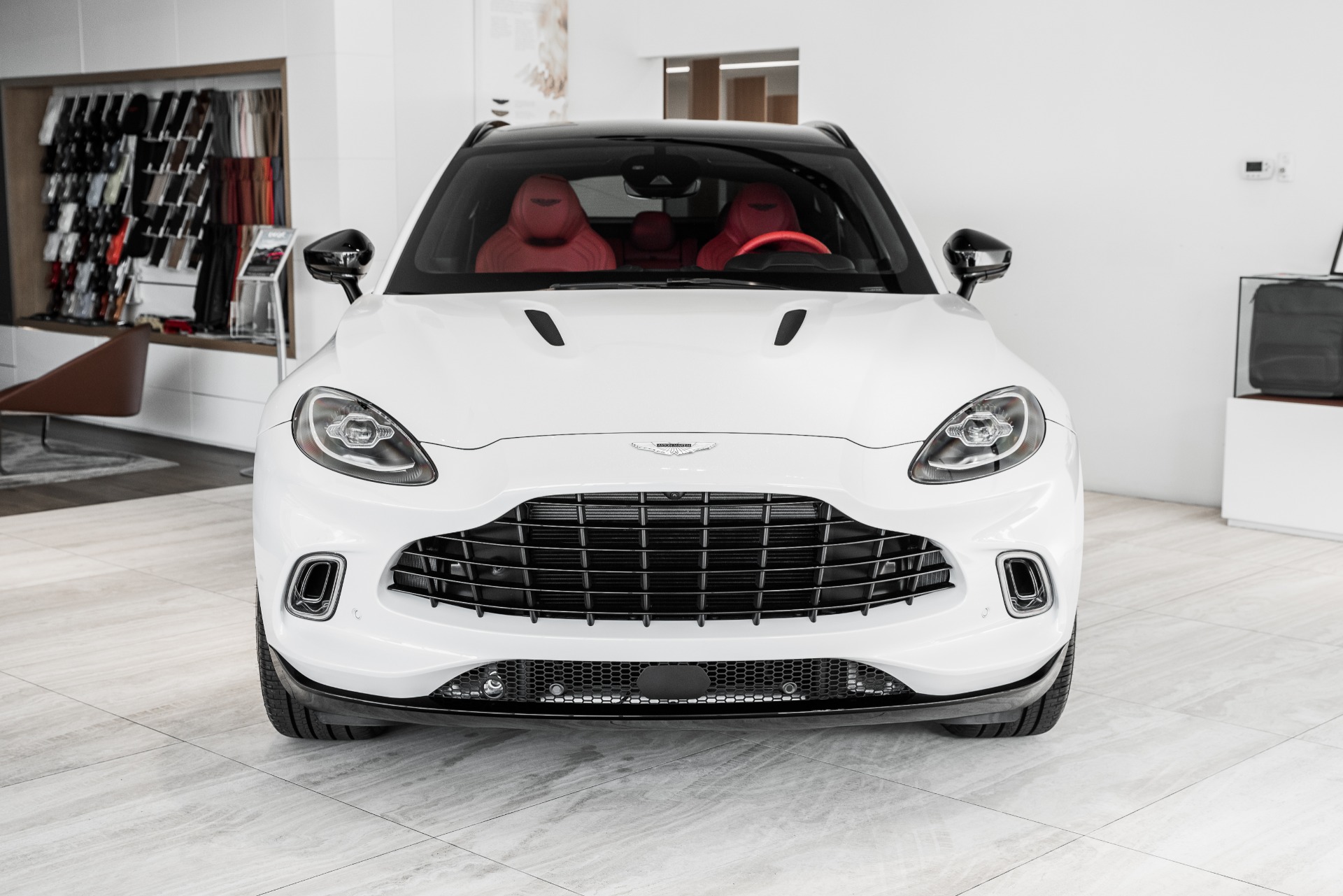New 2021 Aston Martin DBX | St. Petersburg, FL