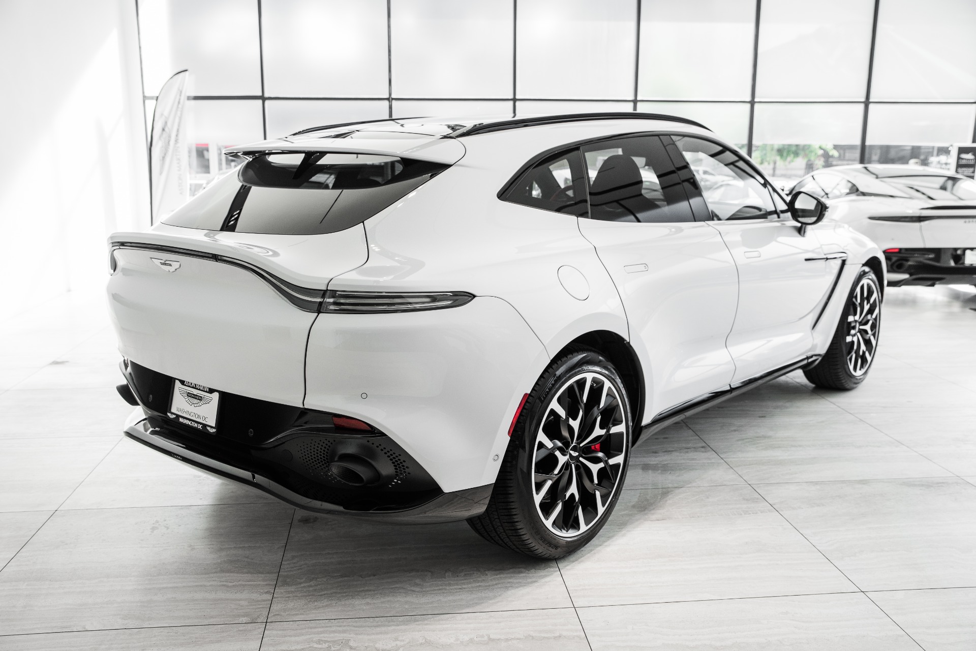 New 2021 Aston Martin DBX | St. Petersburg, FL