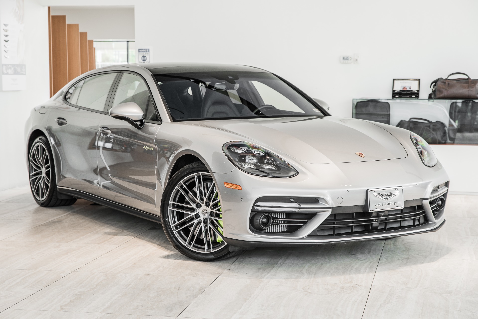 Used 2018 Porsche Panamera Turbo S E-Hybrid Executive | Vienna, VA