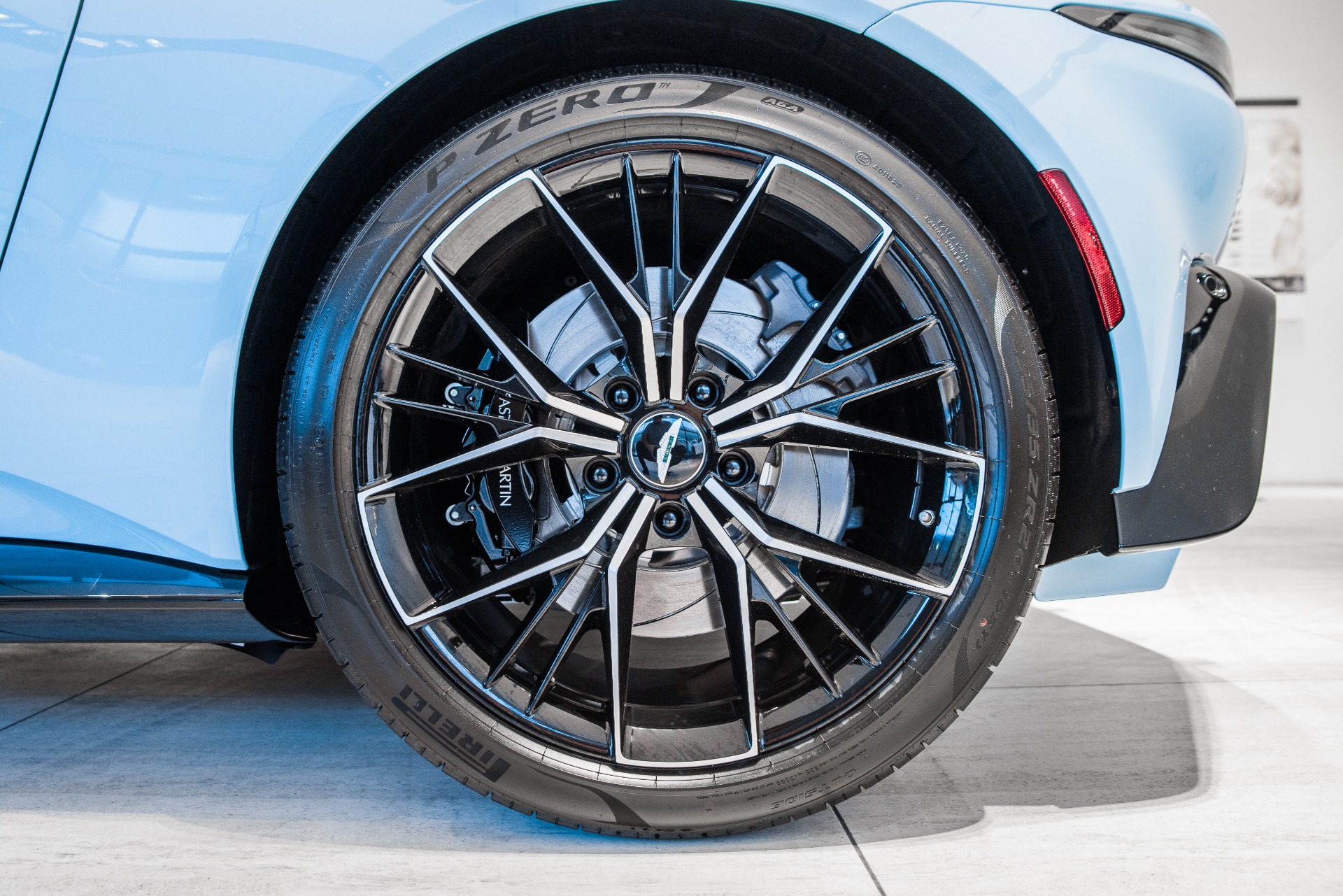 New 2021 Aston Martin Vantage | St. Petersburg, FL