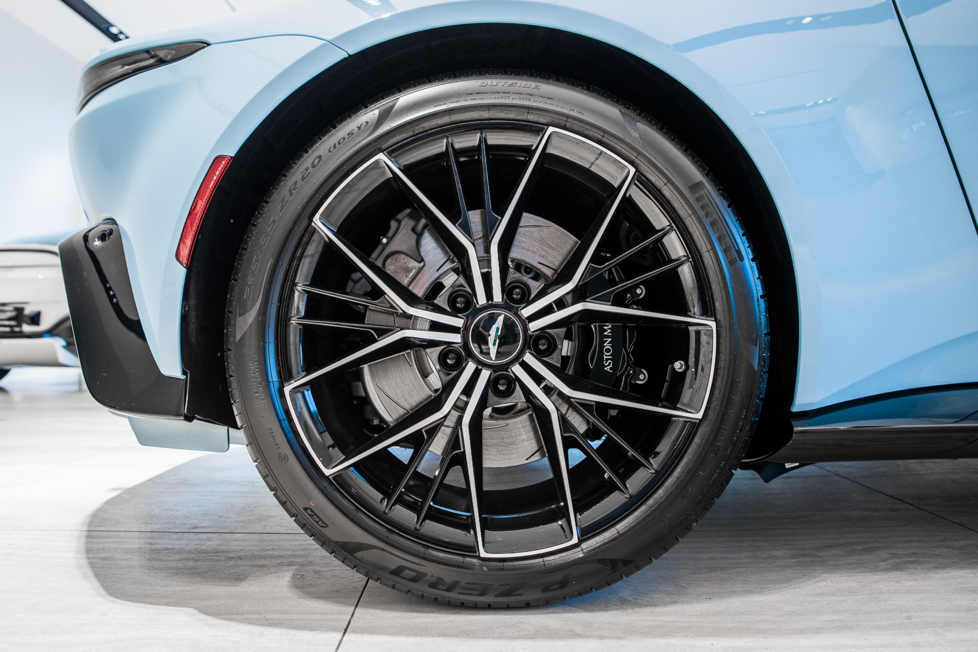 New 2021 Aston Martin Vantage | St. Petersburg, FL