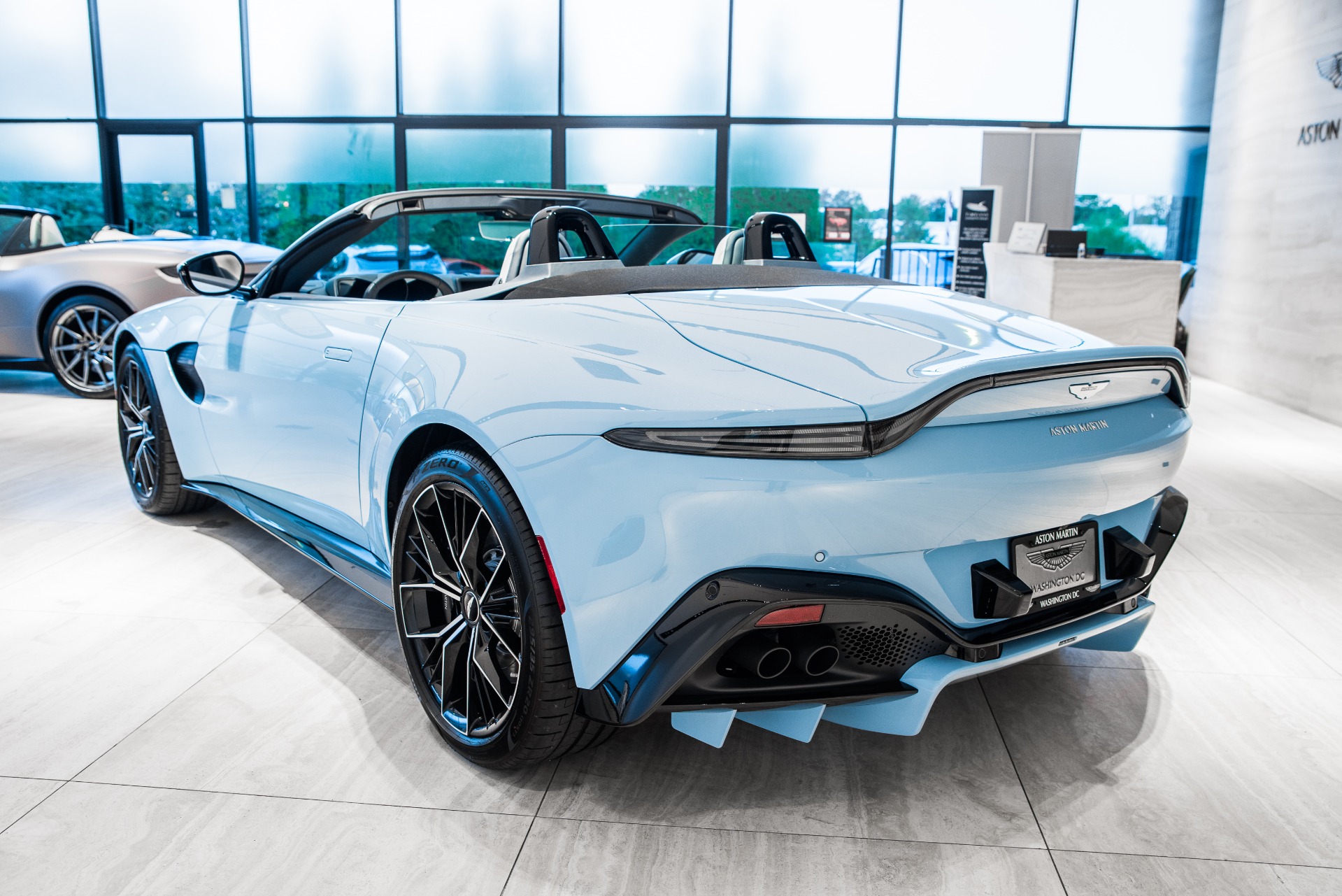 New 2021 Aston Martin Vantage | St. Petersburg, FL