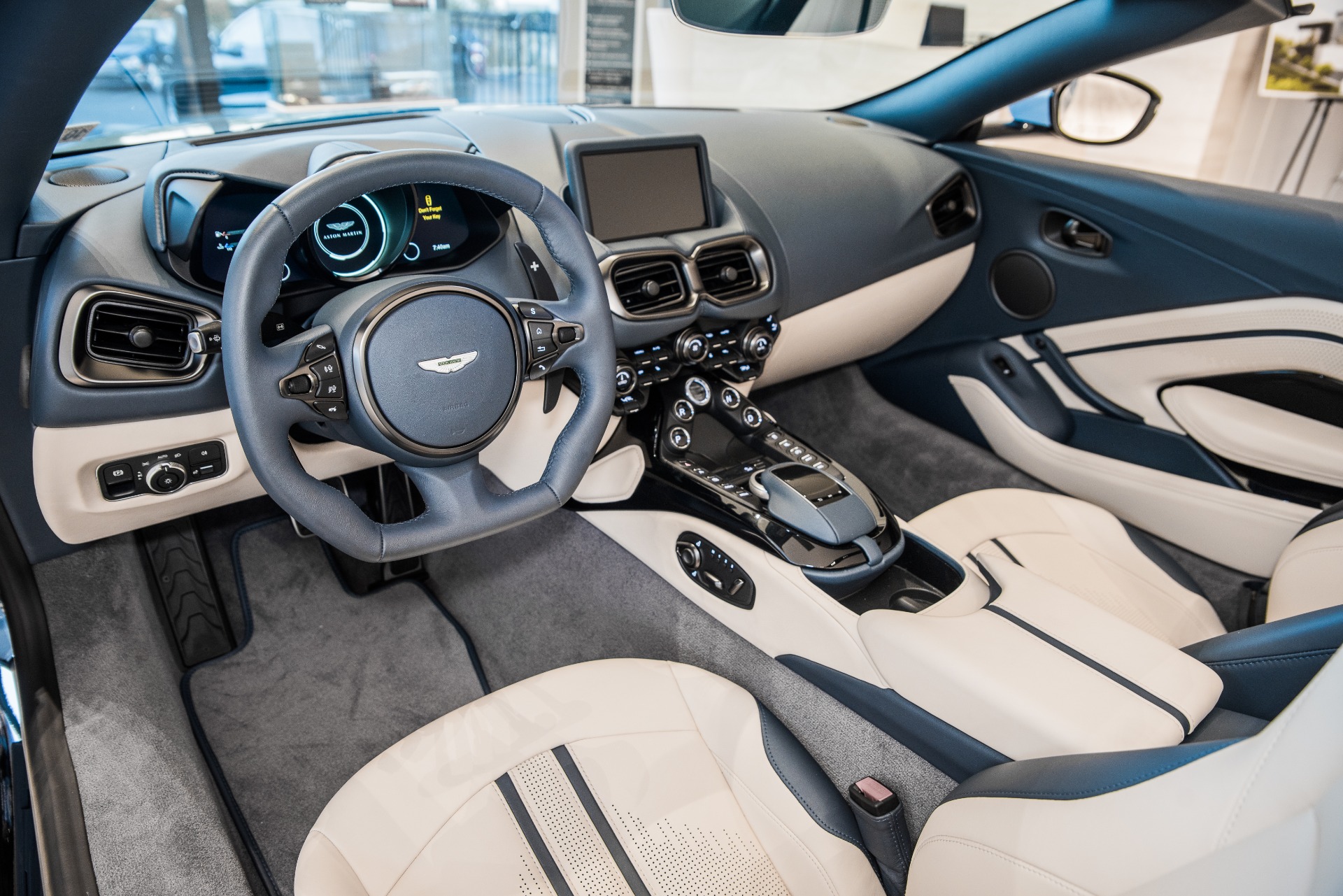 New 2021 Aston Martin Vantage | St. Petersburg, FL