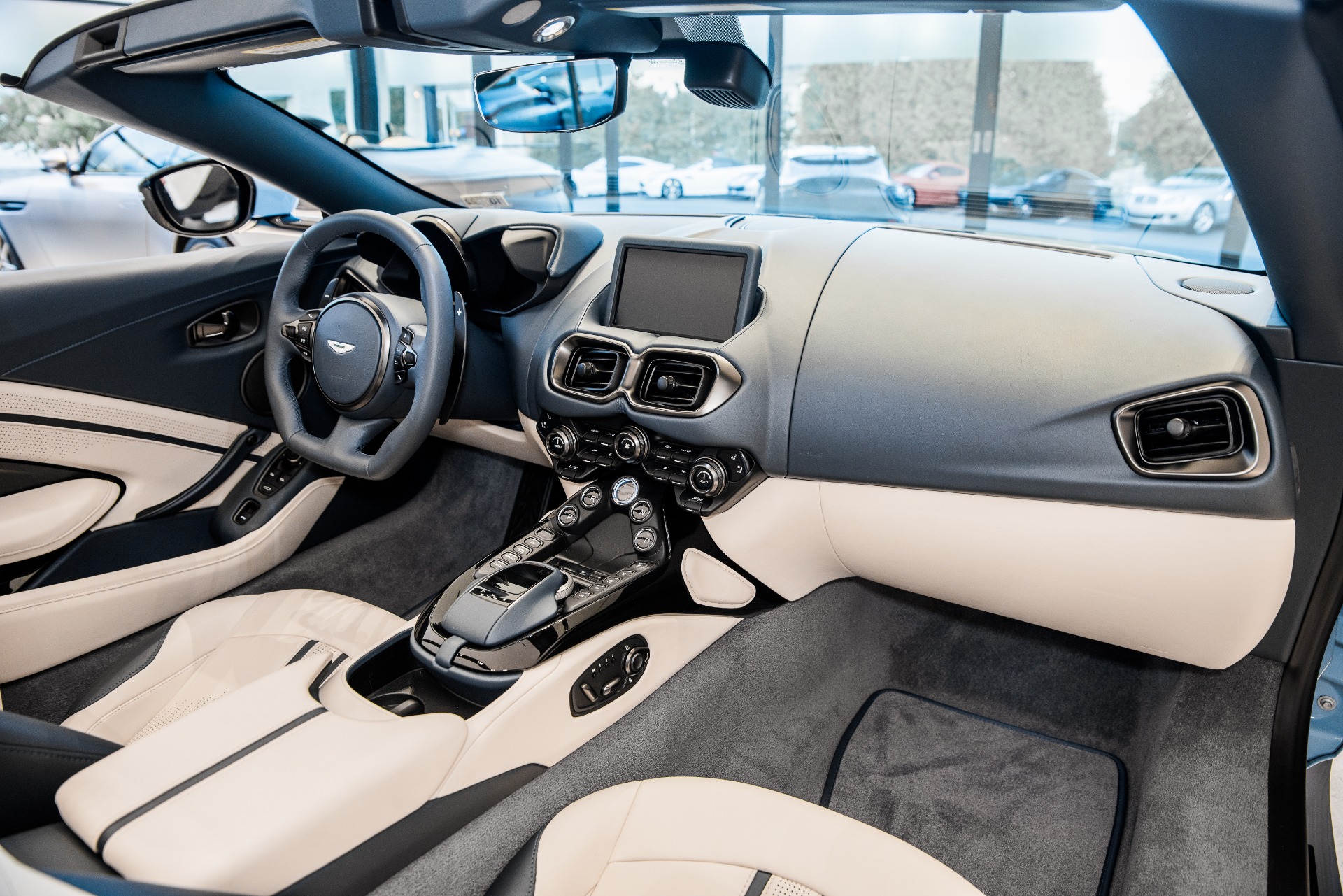 New 2021 Aston Martin Vantage | St. Petersburg, FL