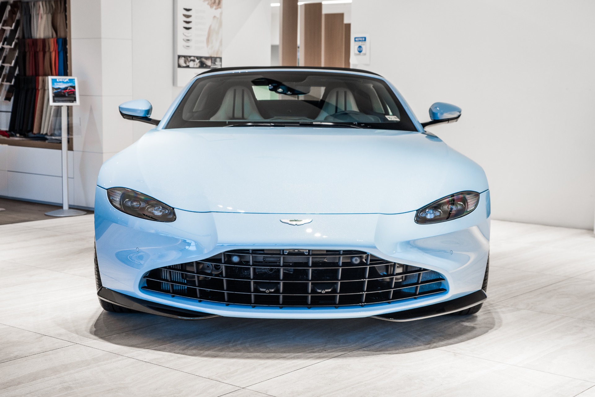 New 2021 Aston Martin Vantage | St. Petersburg, FL