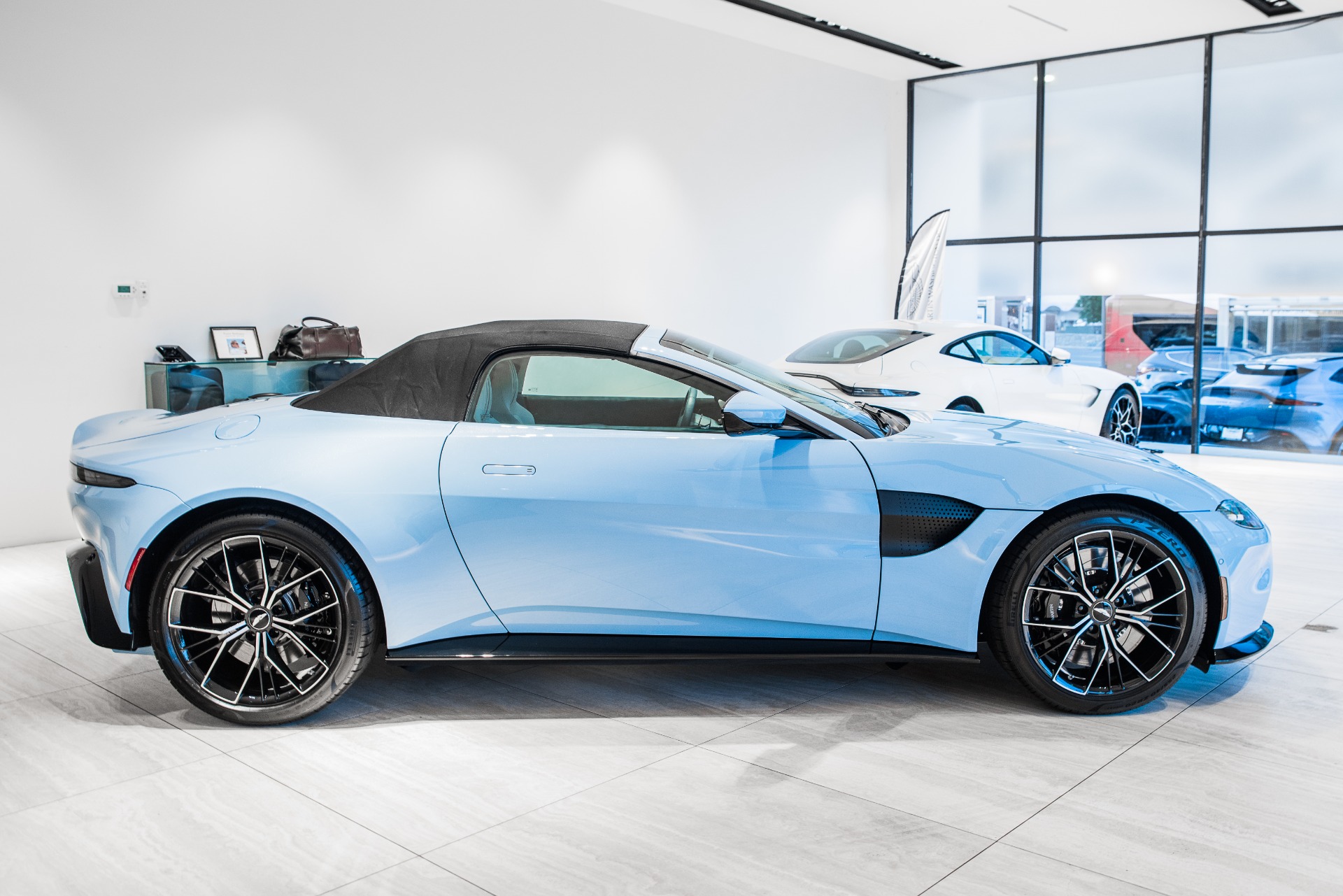 New 2021 Aston Martin Vantage | St. Petersburg, FL