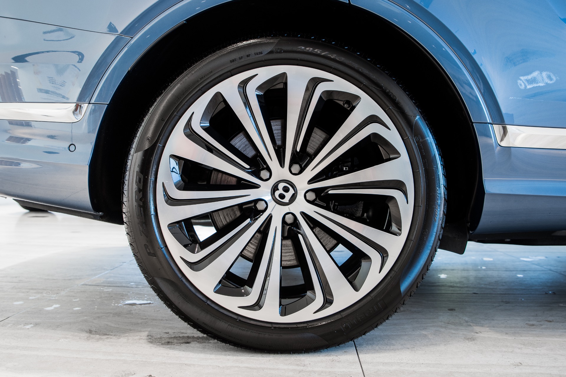 Used 2021 Bentley Bentayga Hybrid | St. Petersburg, FL