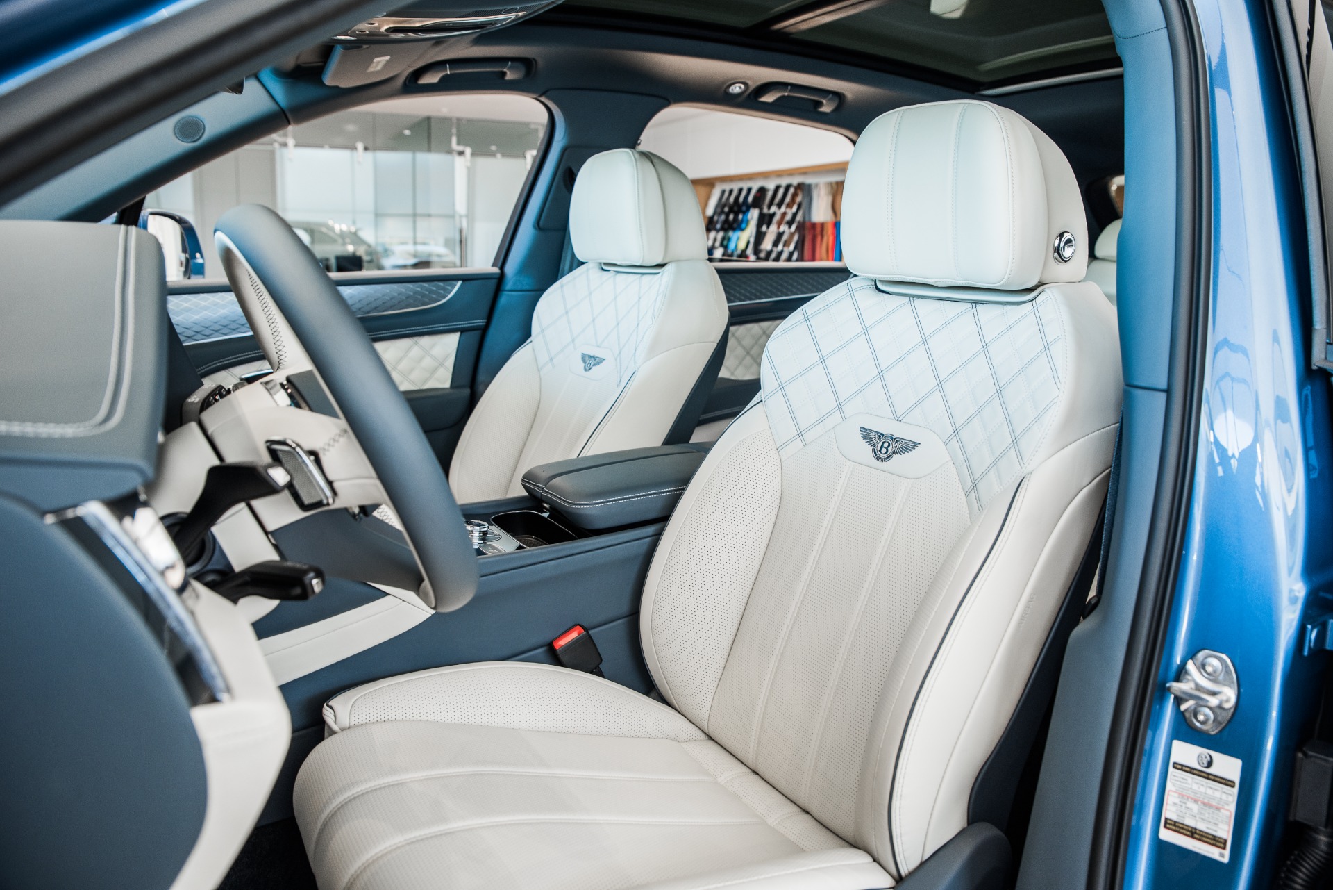 Used 2021 Bentley Bentayga Hybrid | St. Petersburg, FL