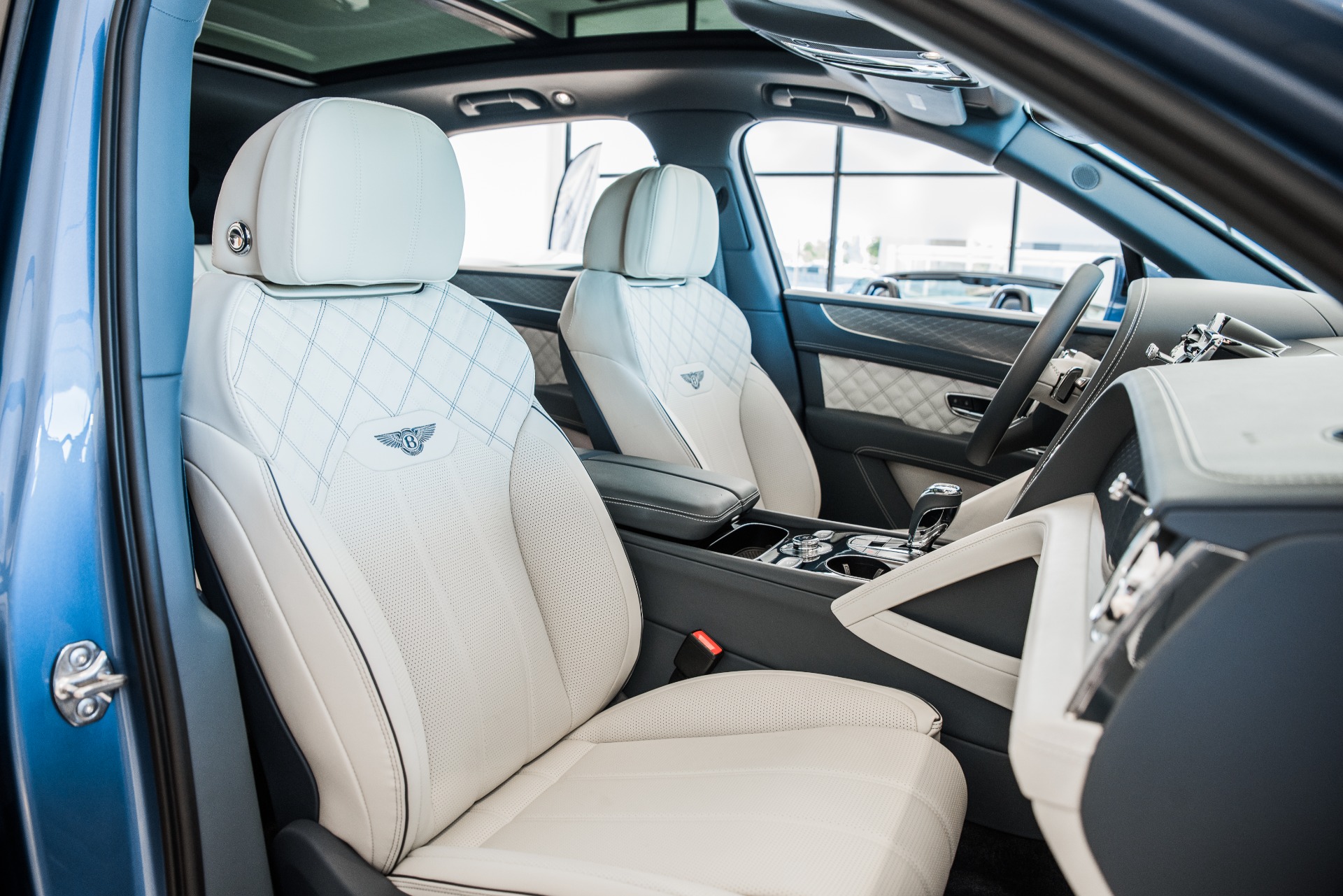 Used 2021 Bentley Bentayga Hybrid | St. Petersburg, FL