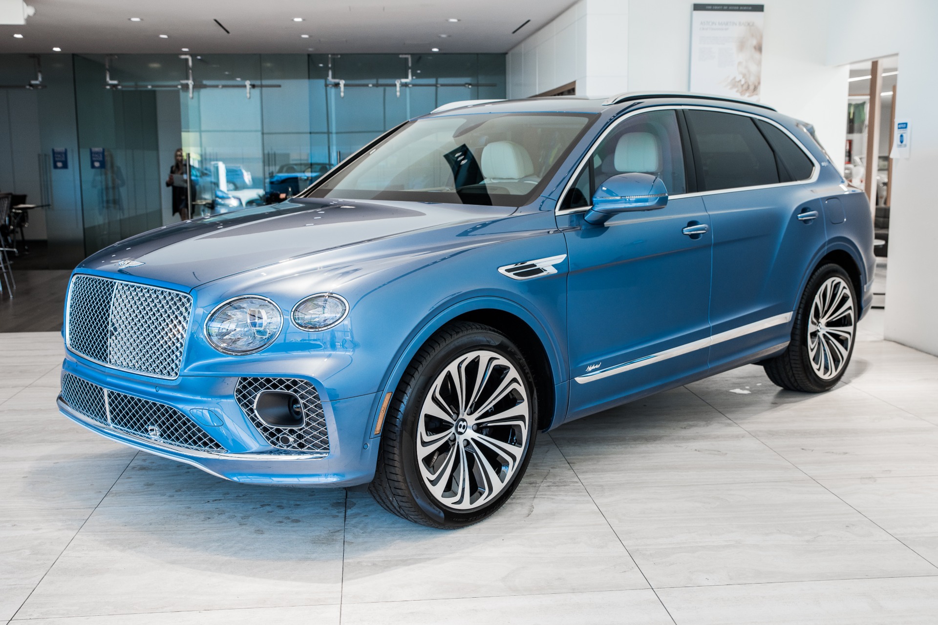 Used 2021 Bentley Bentayga Hybrid | St. Petersburg, FL