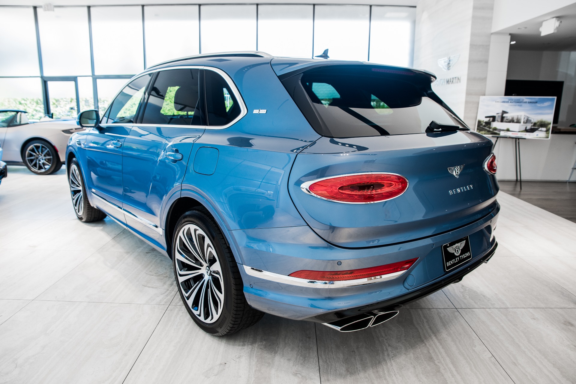 Used 2021 Bentley Bentayga Hybrid | St. Petersburg, FL