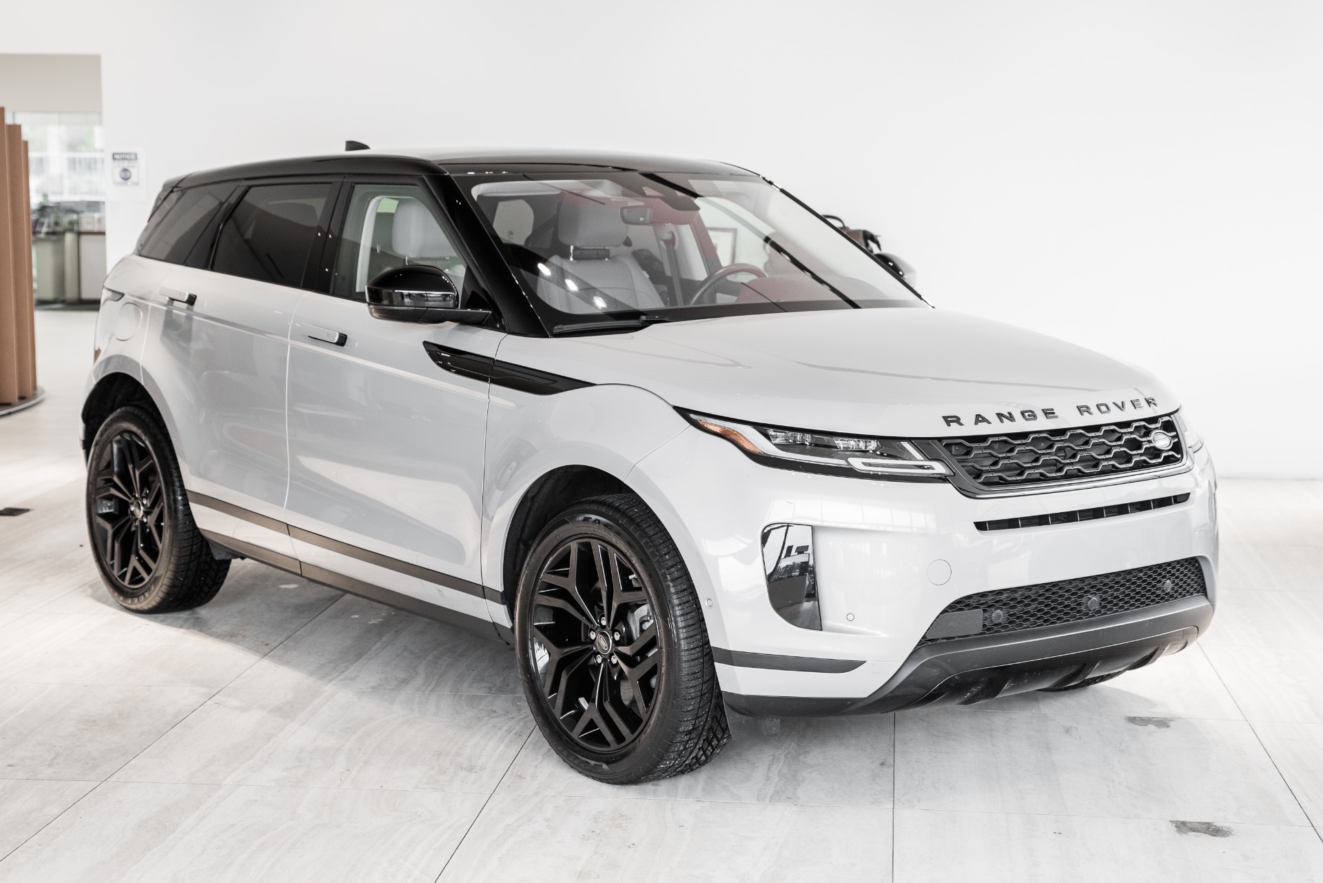Used 2020 Land Rover Range Rover Evoque SE | St. Petersburg, FL