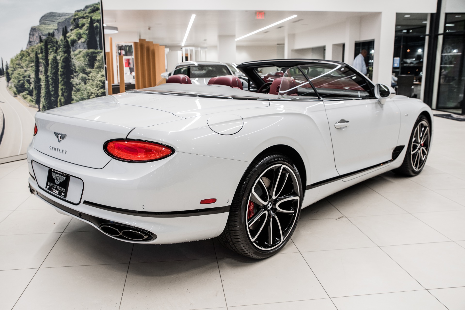 New 2022 BENTLEY CONTINENTAL GT V8 | St. Petersburg, FL