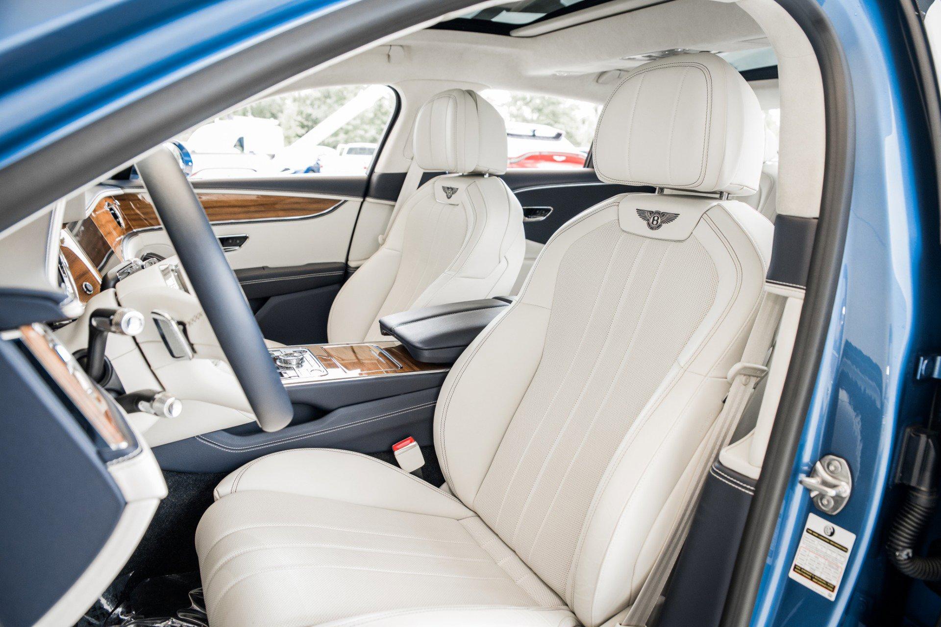 New 2021 Bentley Flying Spur V8 | St. Petersburg, FL