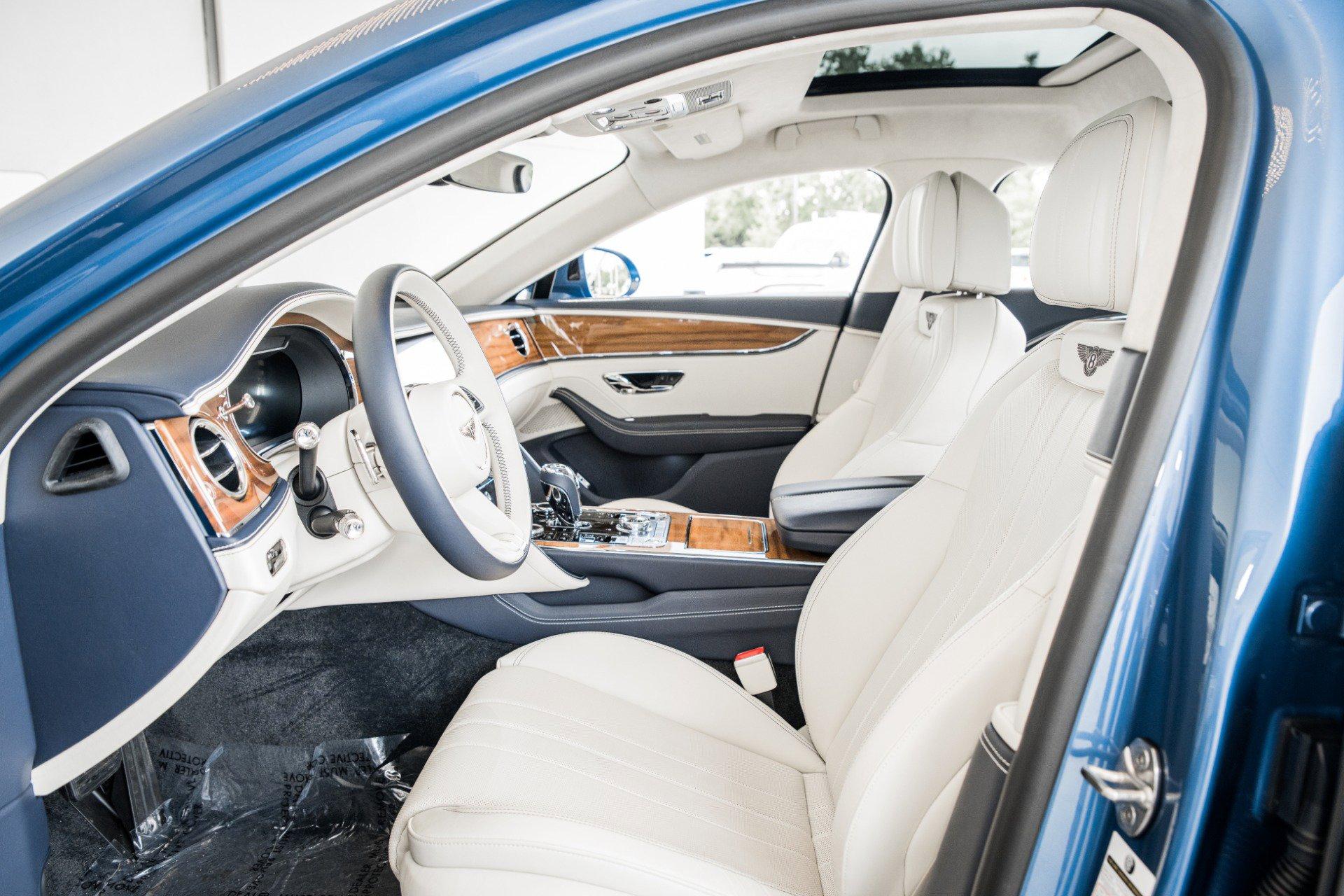 New 2021 Bentley Flying Spur V8 | St. Petersburg, FL